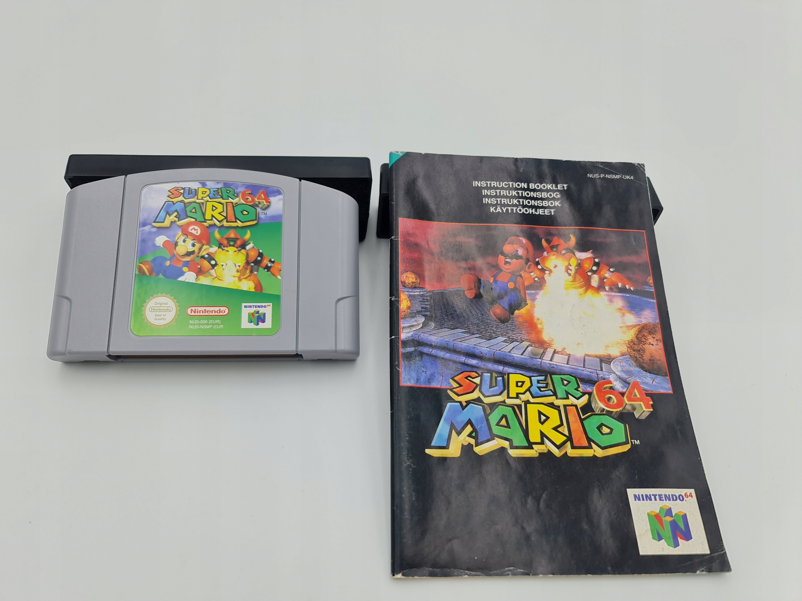 NINTENDO 64 SUPER MARIO 64 + KSIĄŻECZKA ORYGINAŁ Producent Nintendo