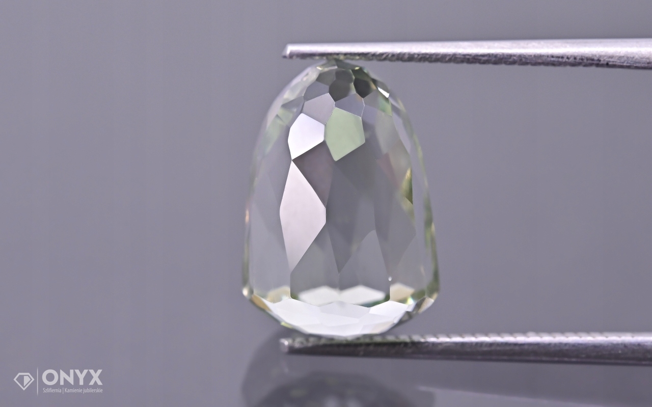 Prasiolit fasetovaný nepravidelný 13x9 mm