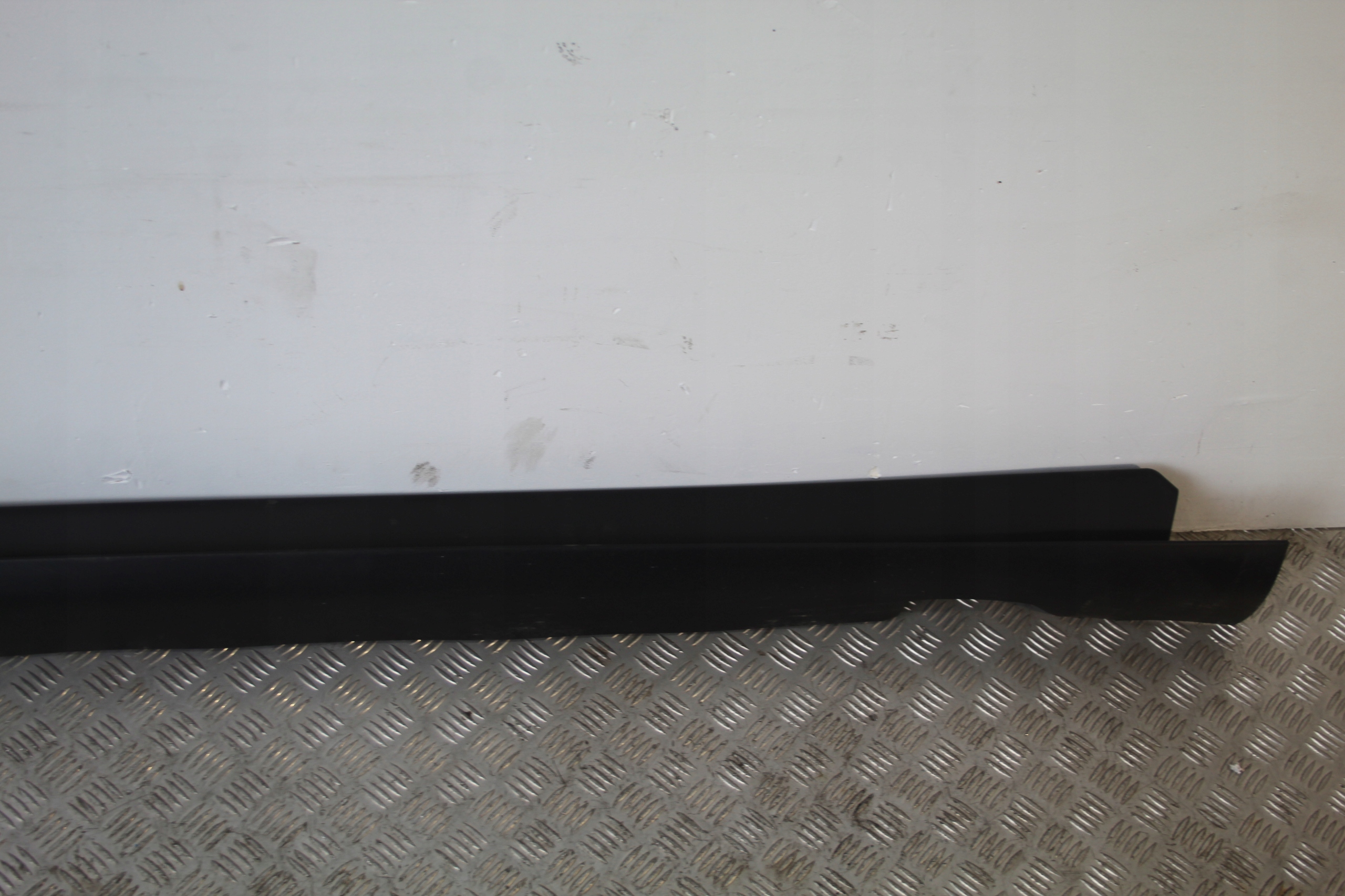 cap threshold threshold right JEEP CHEROKEE KL