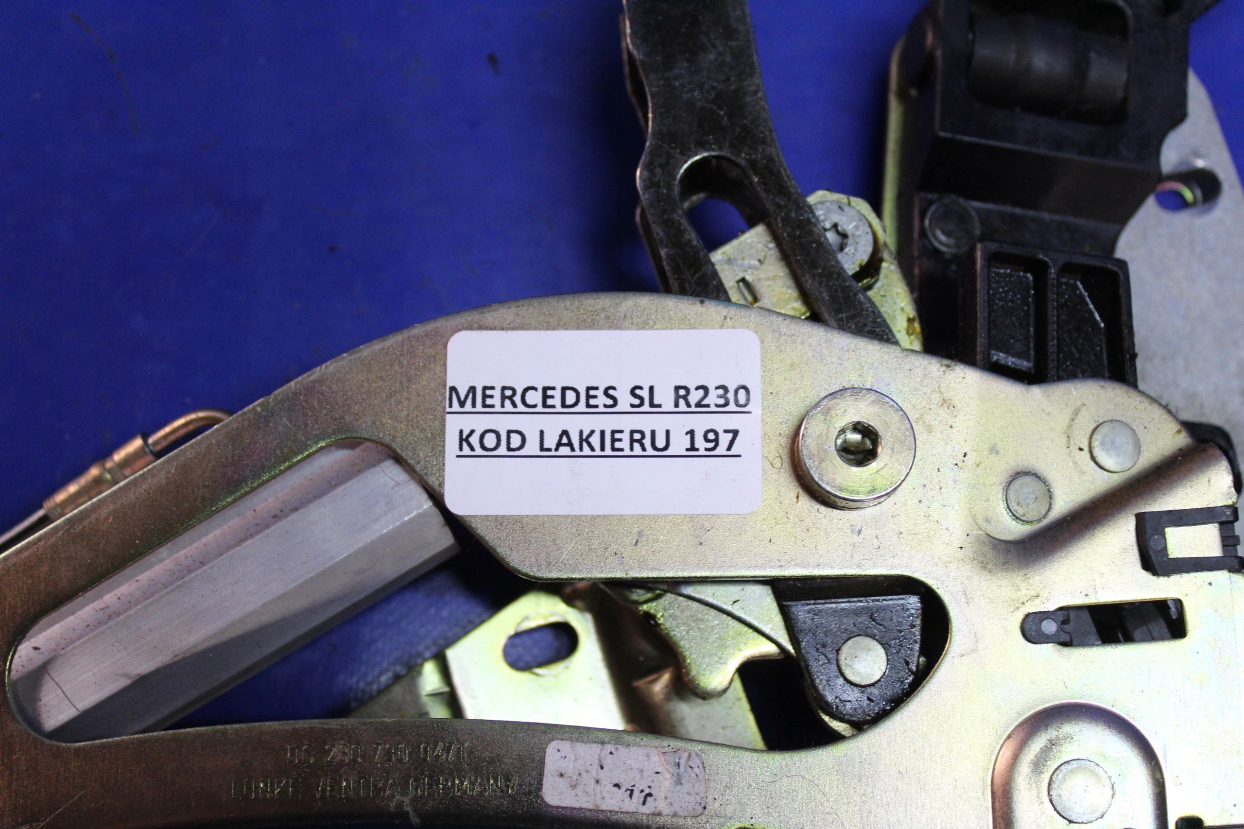 SIŁOWNIK DACHU MERCEDES SL R230 2307900471 Numer katalogowy części 2307900471 , R230