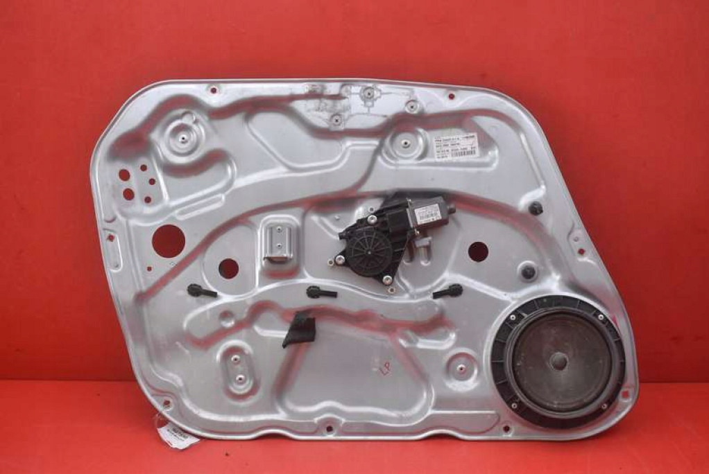 PODNOŚNIK SZYBY LEWY PRZÓD EU 81310-2L020 HYUNDAI I30 1 I 07-10