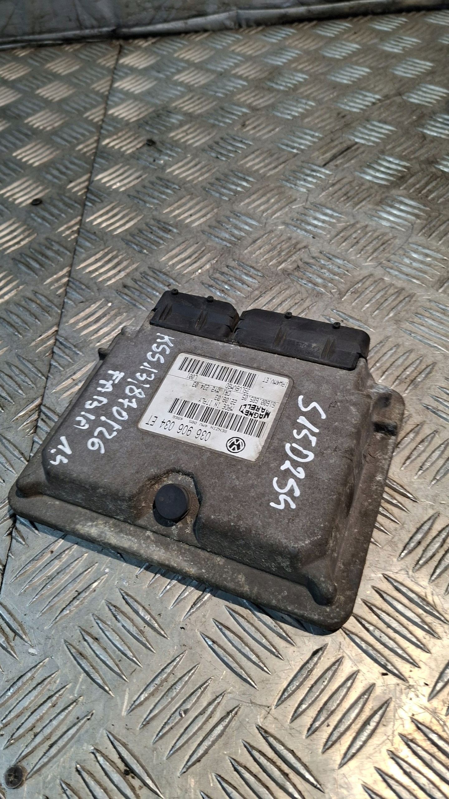 computer control unit of the engine SKODA FABIA 2003r 1.4B 036906034