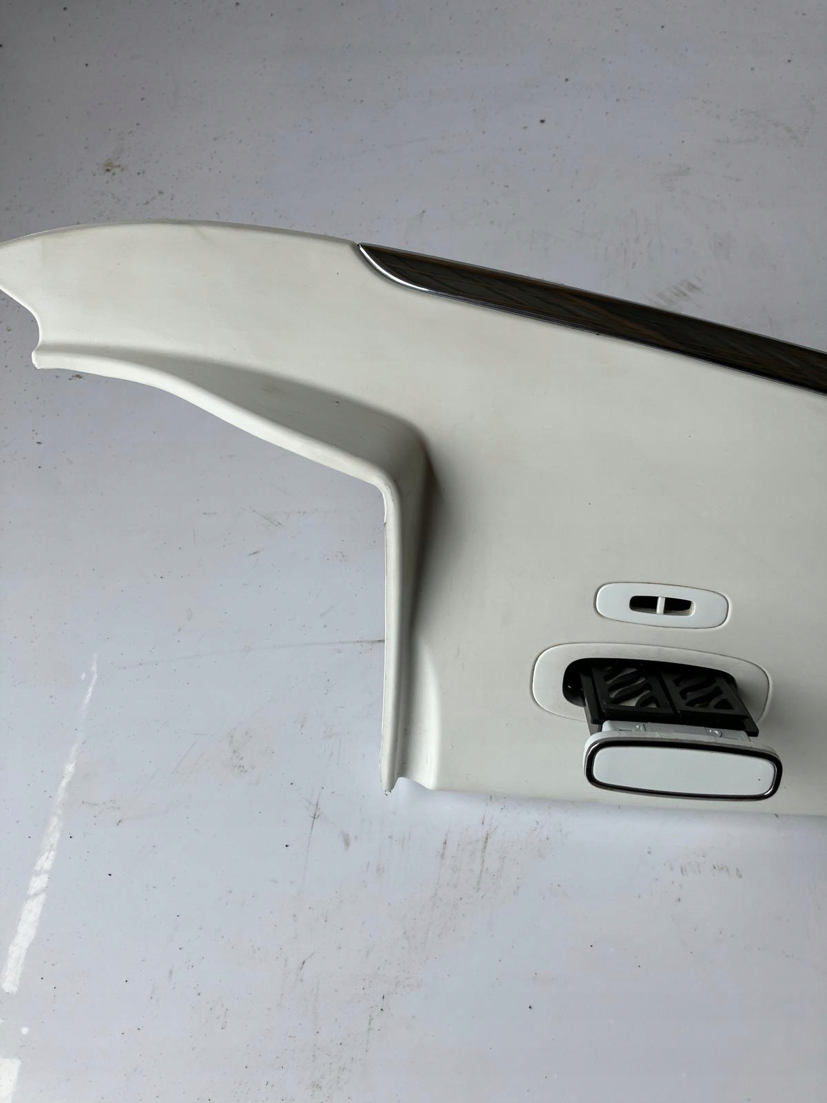 DEKOR Console Droite RENAULT ZOE ODSWIEZACZ