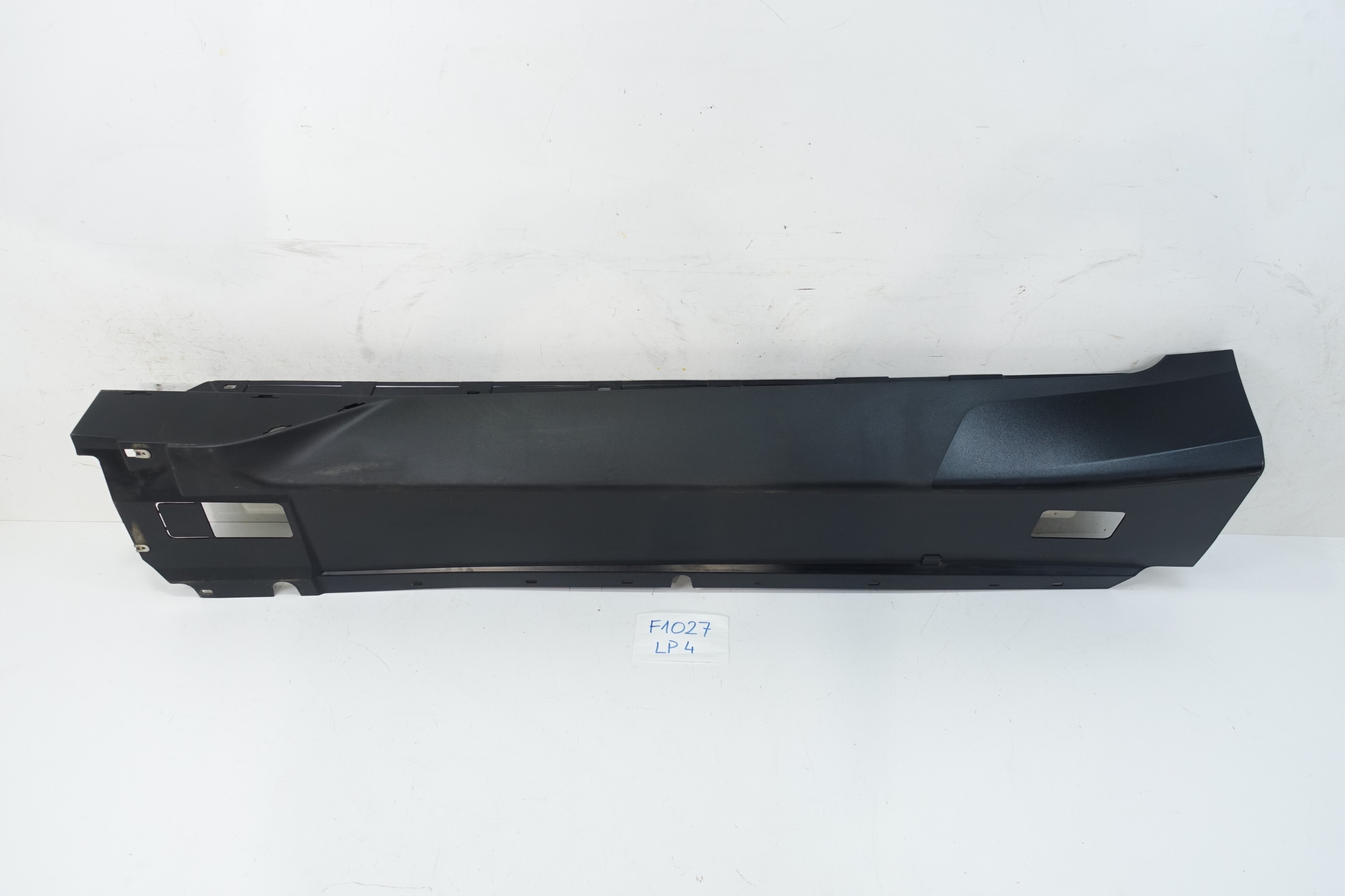 BMW I3 I01 2013- moulding threshold left 7368597