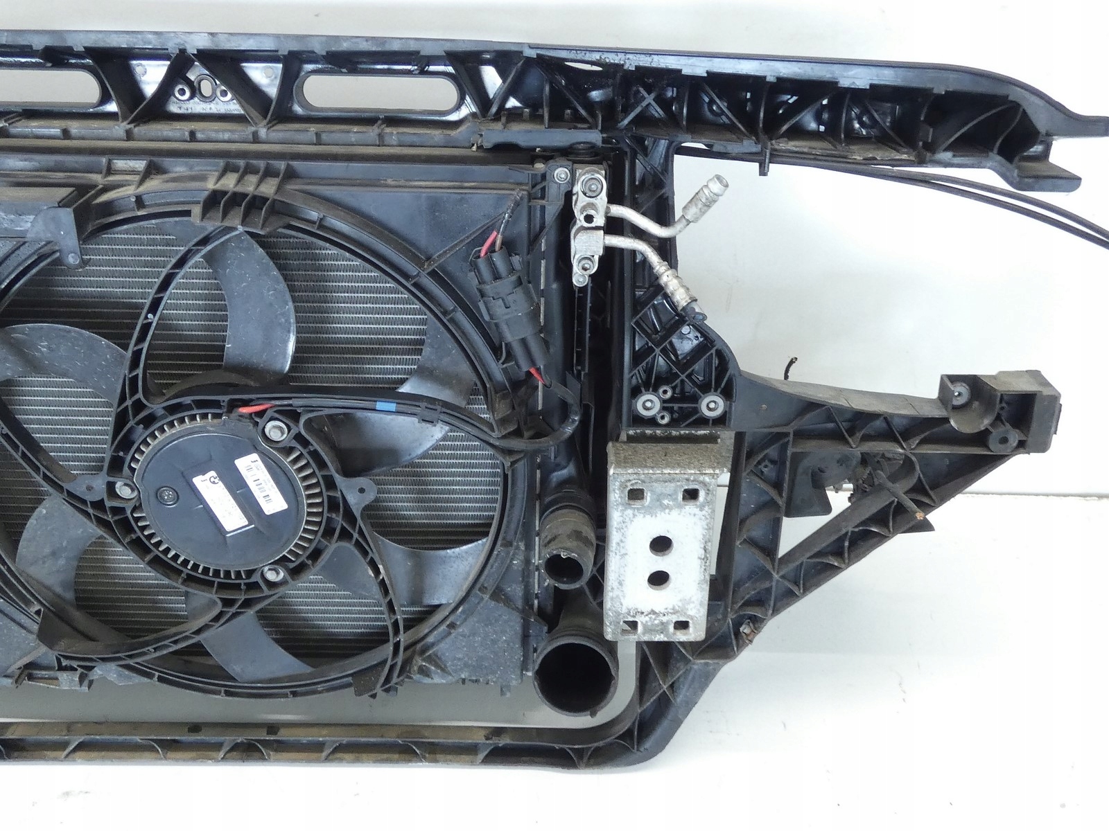 KPL support panel for radiators pillar iron sider ZALUZJE BMW X3 E83 LIFT 2.0 D N47
