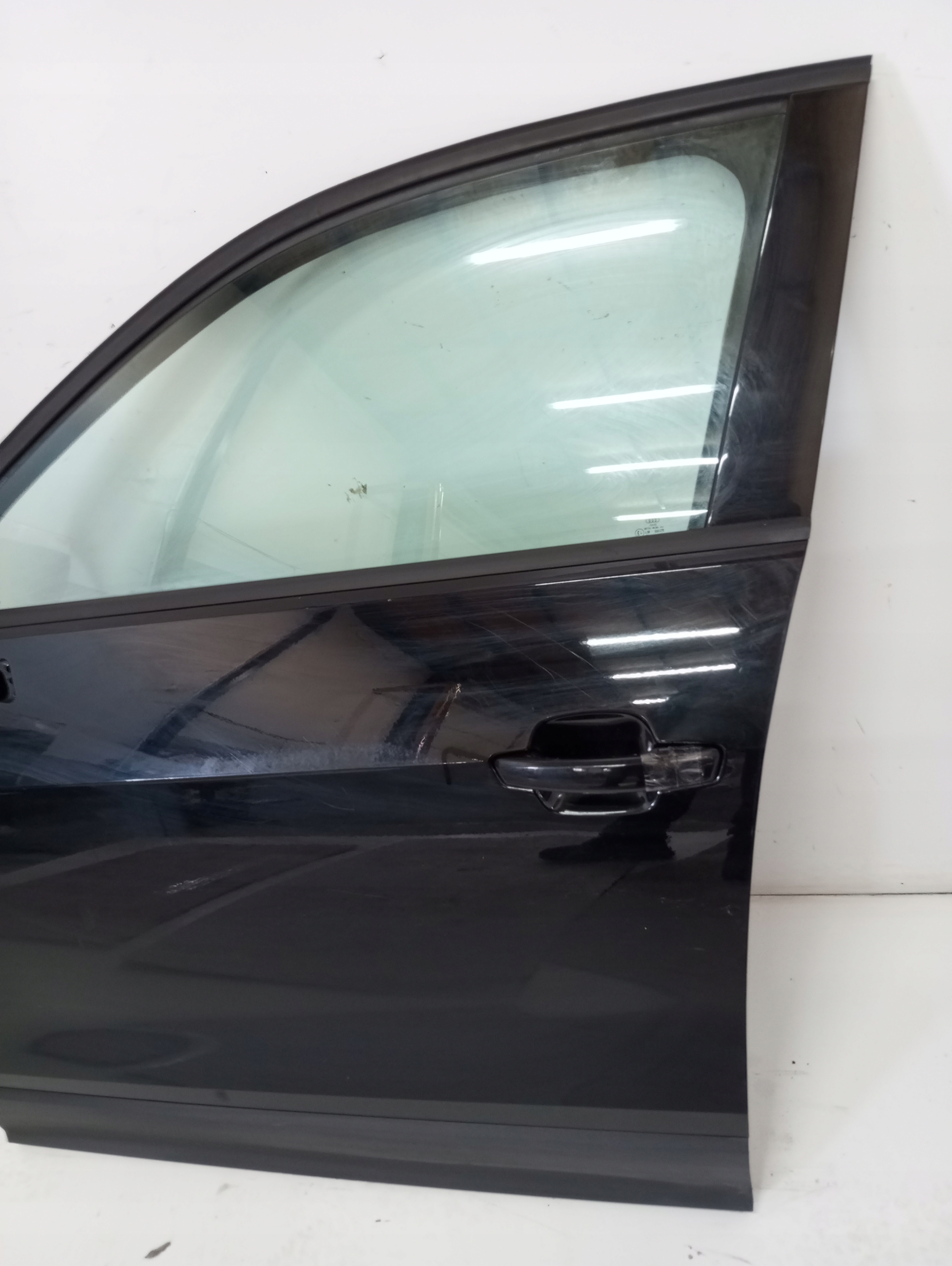 door left front AUDI Q2 81A