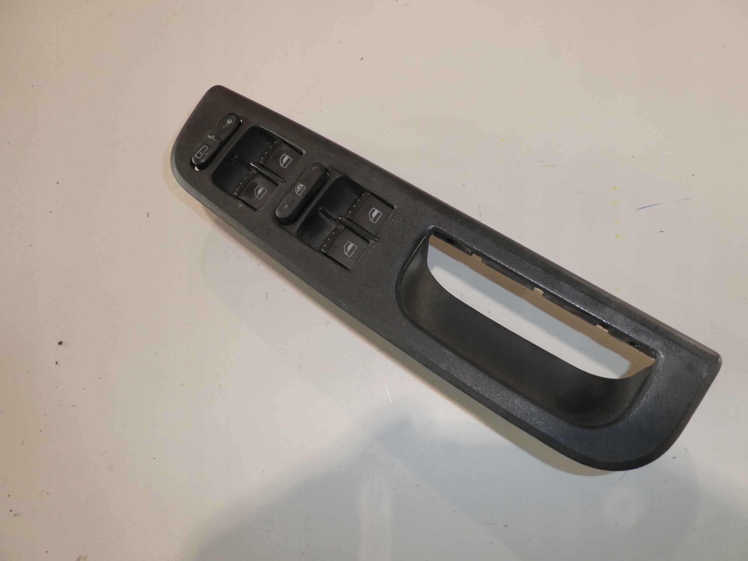 SKODA FABIA and window control switch left 1J4959857C