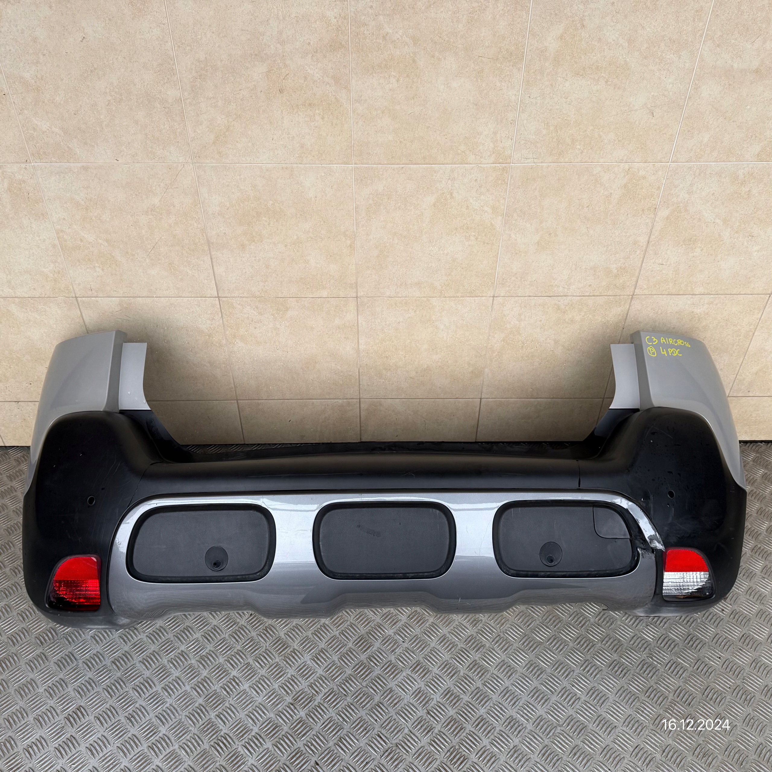 bumper rear complete CITROEN C3 AIRCROSS 2018 ROK 4 PDC