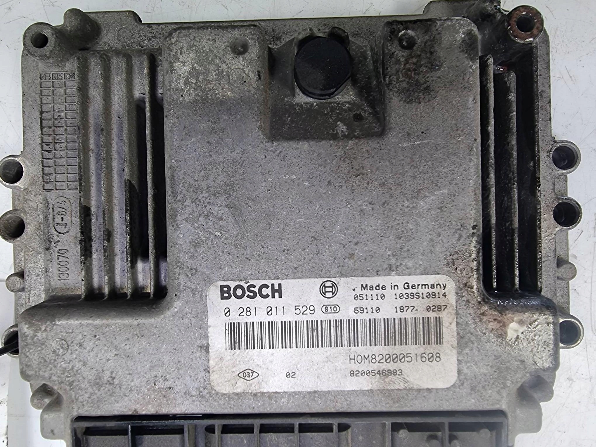computer motore ECU 0281011529 OPEL VIVARO II