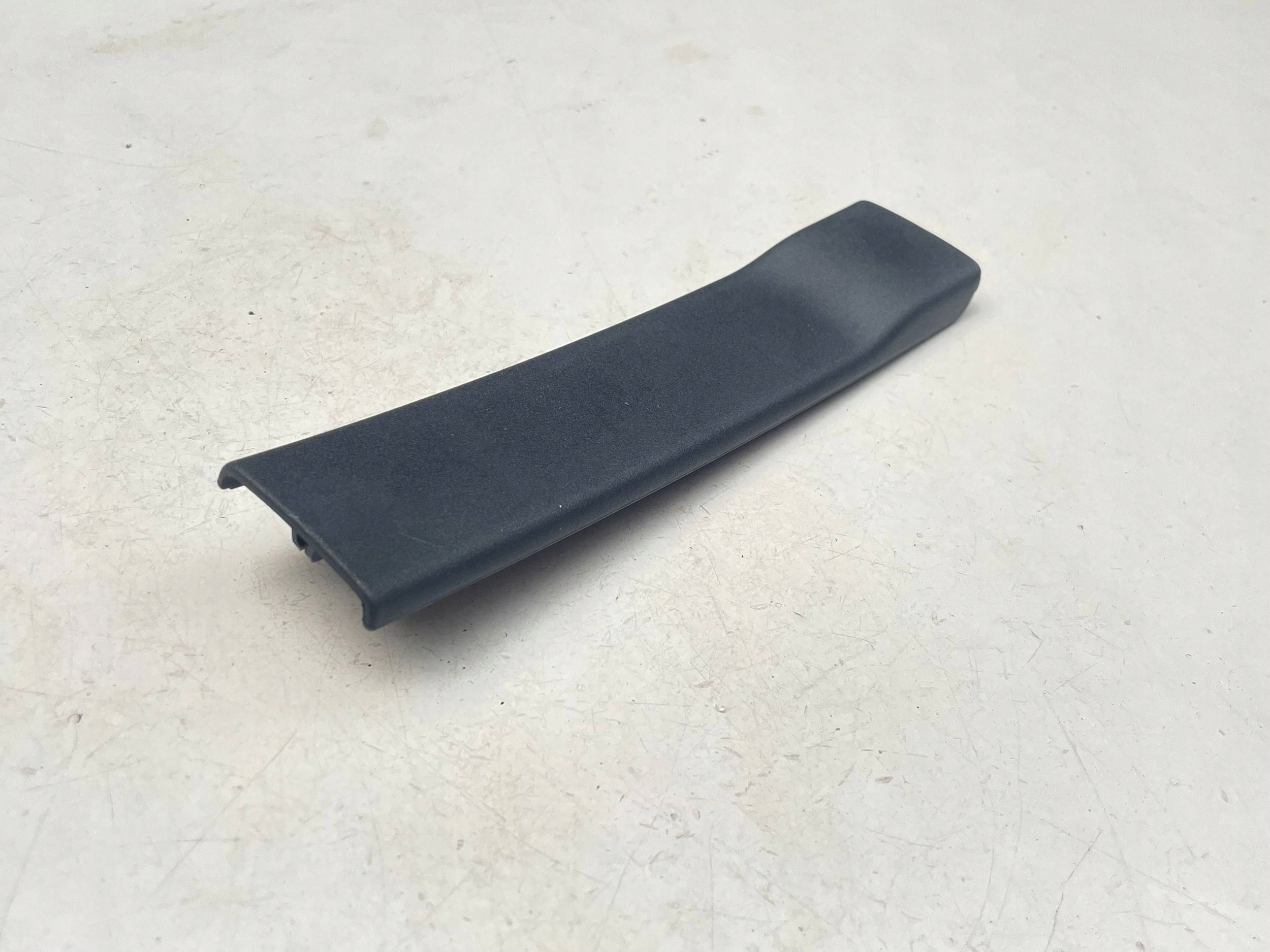 cover windows PRZESUWNEJ original Volkswagen Caddy 2K0847773