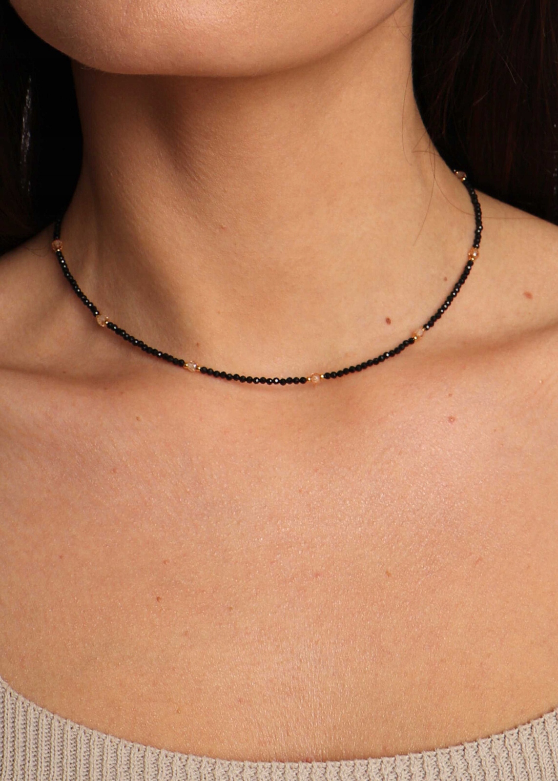 Náhrdelník z přírodních kamenů Spinel a Zirkon Šampaňská