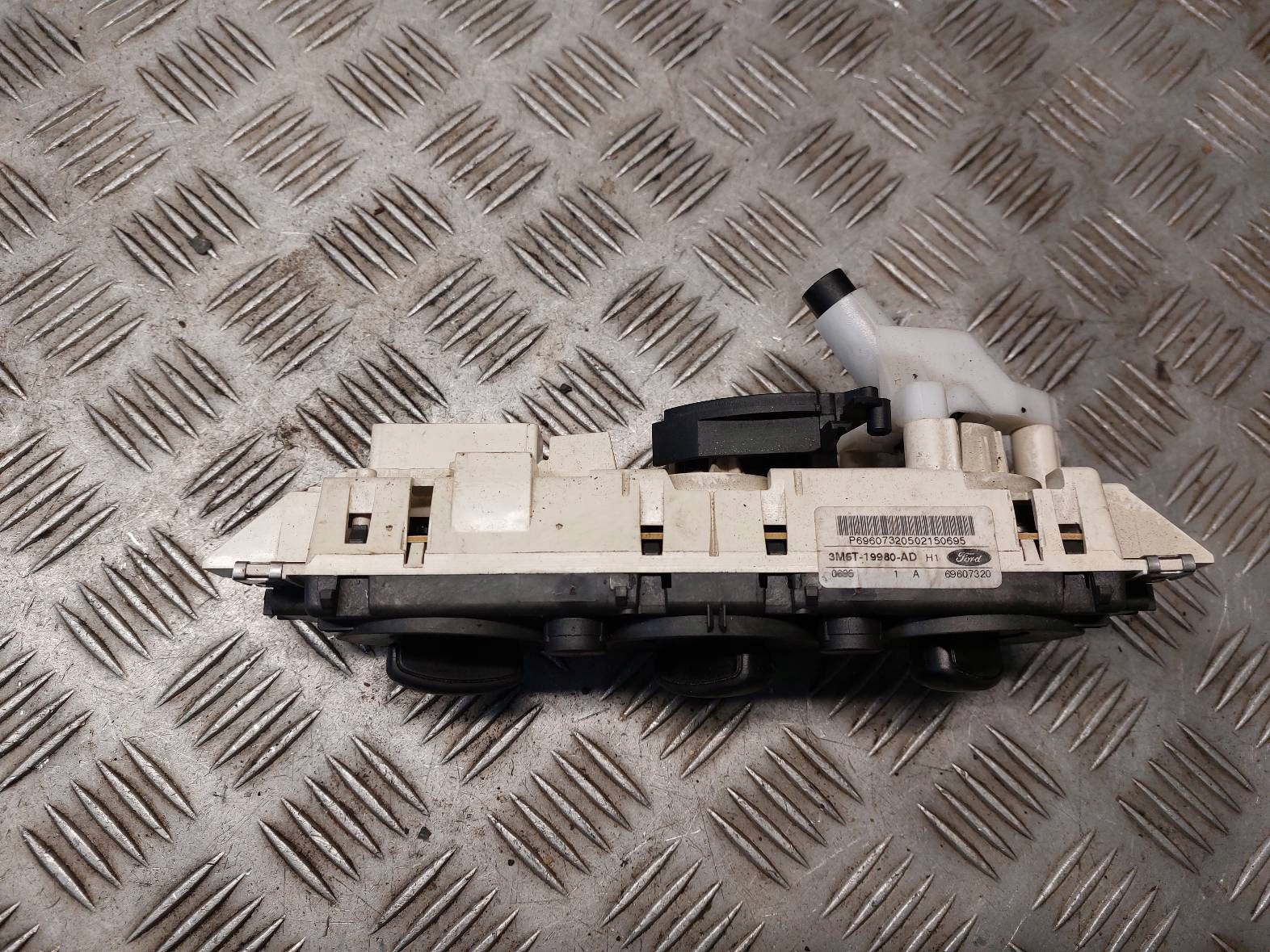 PANEL bocchette FORD FOCUS MK2 3M5T-19980-AD