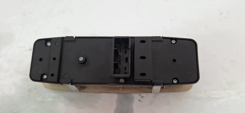 window control switch MASERATI QUATTROPORTE 670025408