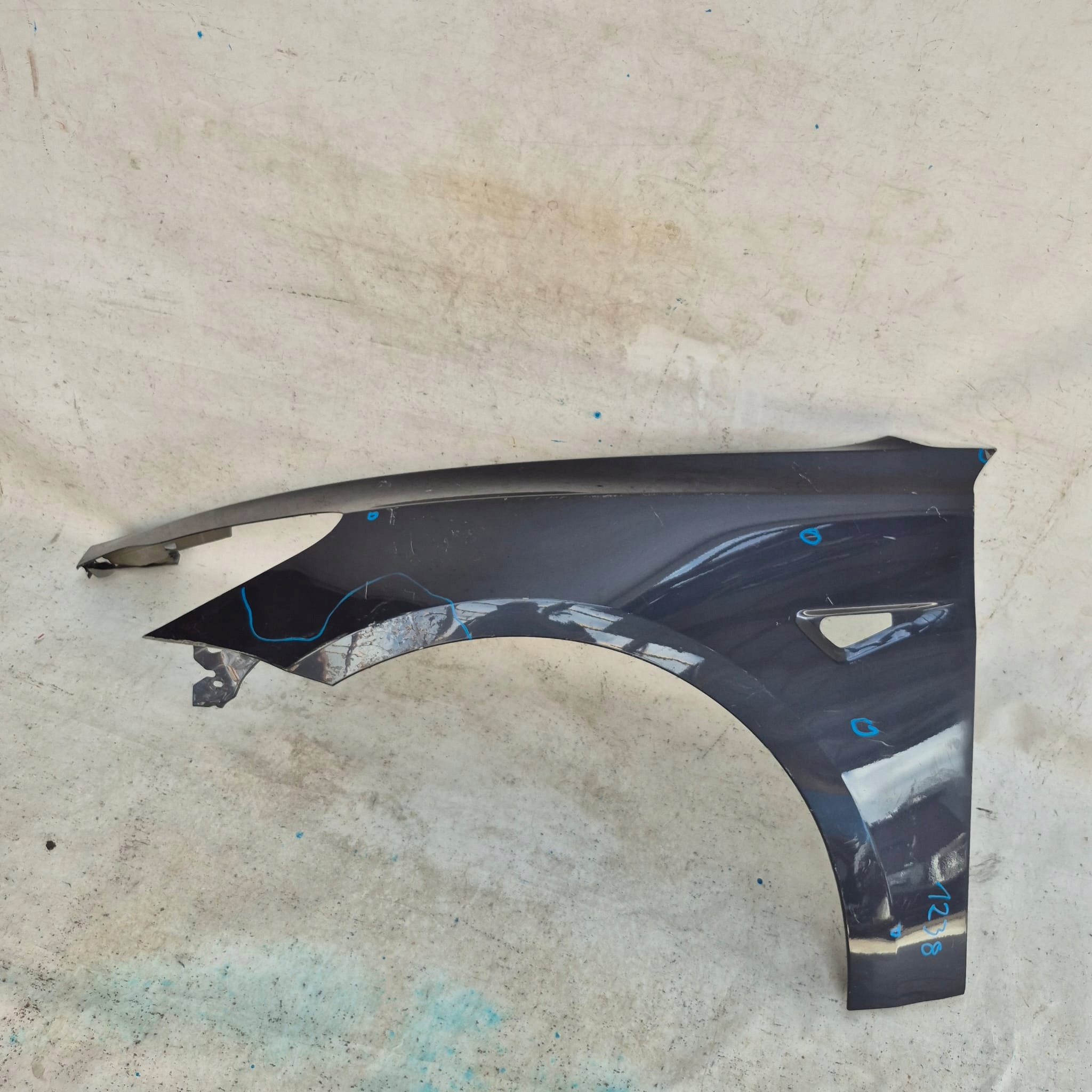 TESLA MODEL 3 17- fender left front front
