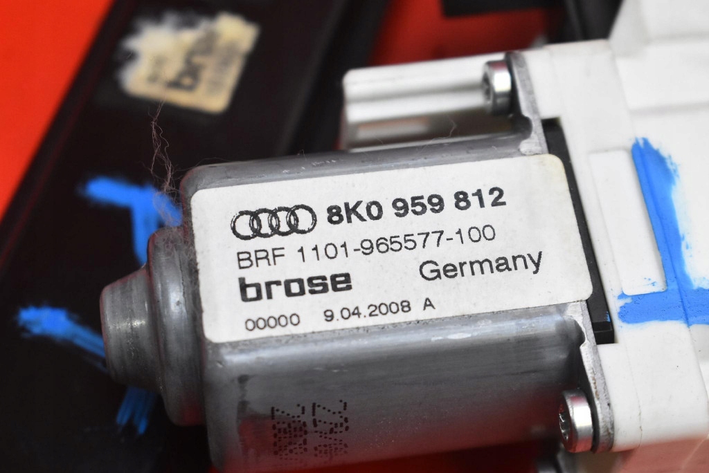 window regulator right rear part EU 8K0959812 AUDI A4 B8 KOMBI 07-11