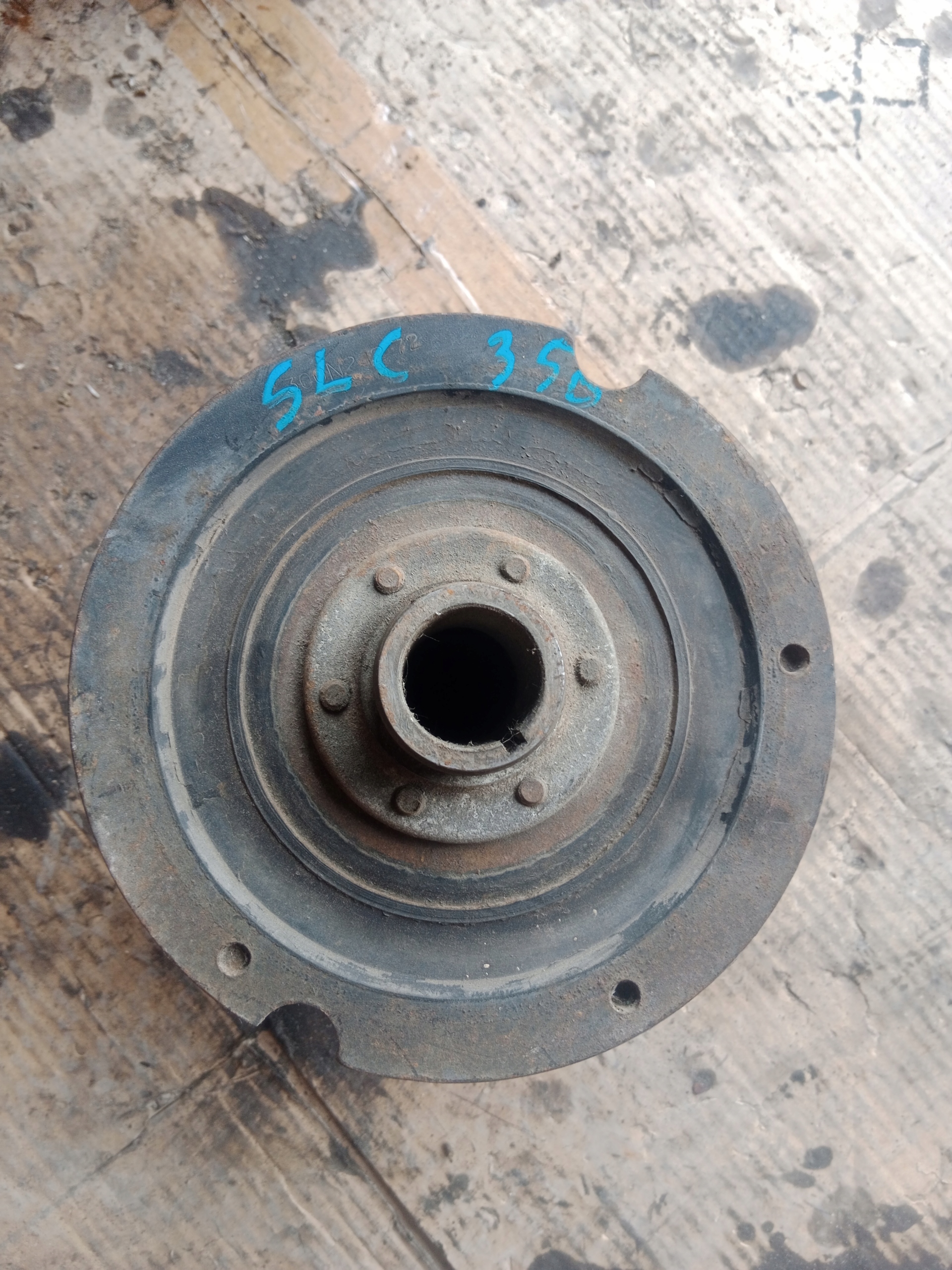 pulley MERCEDES SLC 350 W107
