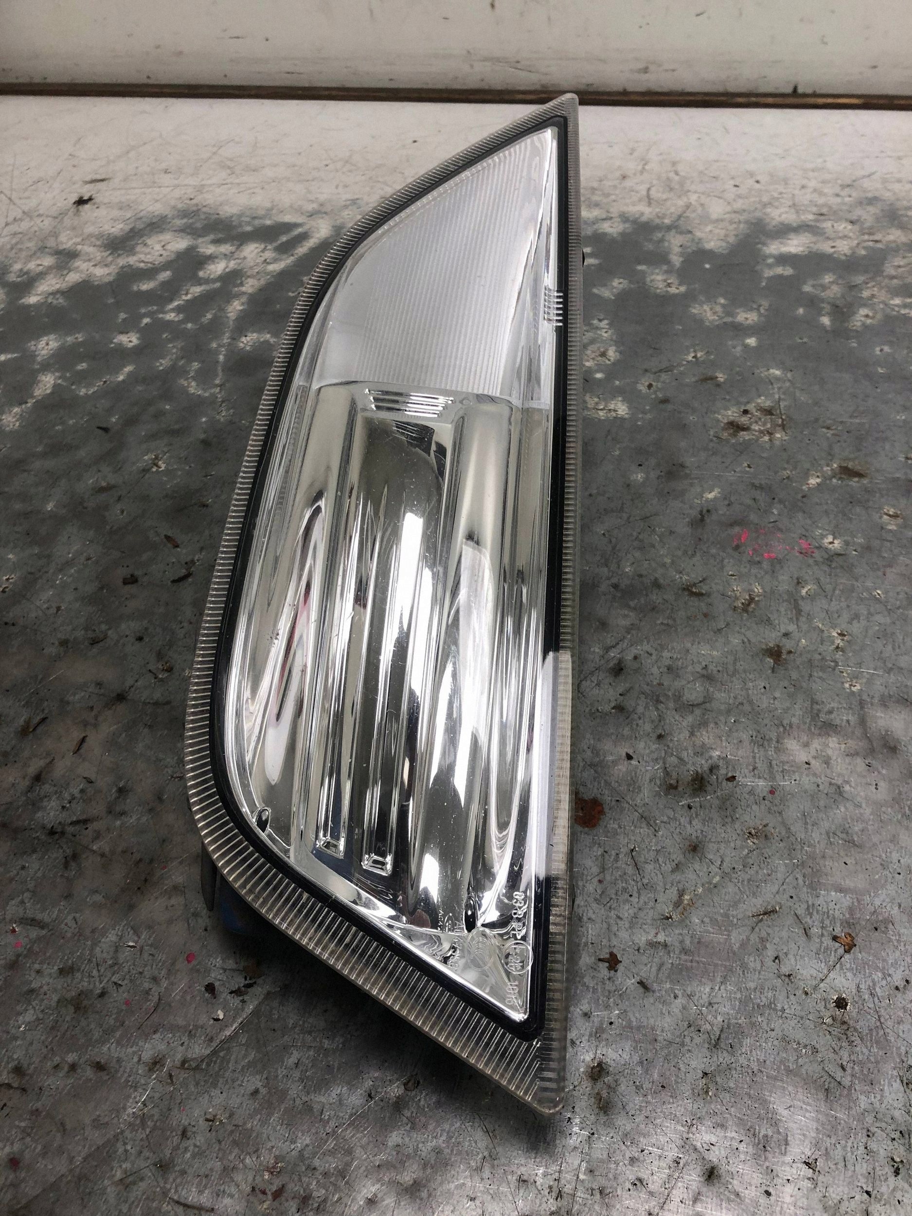 fog light left front FORD MONDEO MK4 BS71-15K202-AB