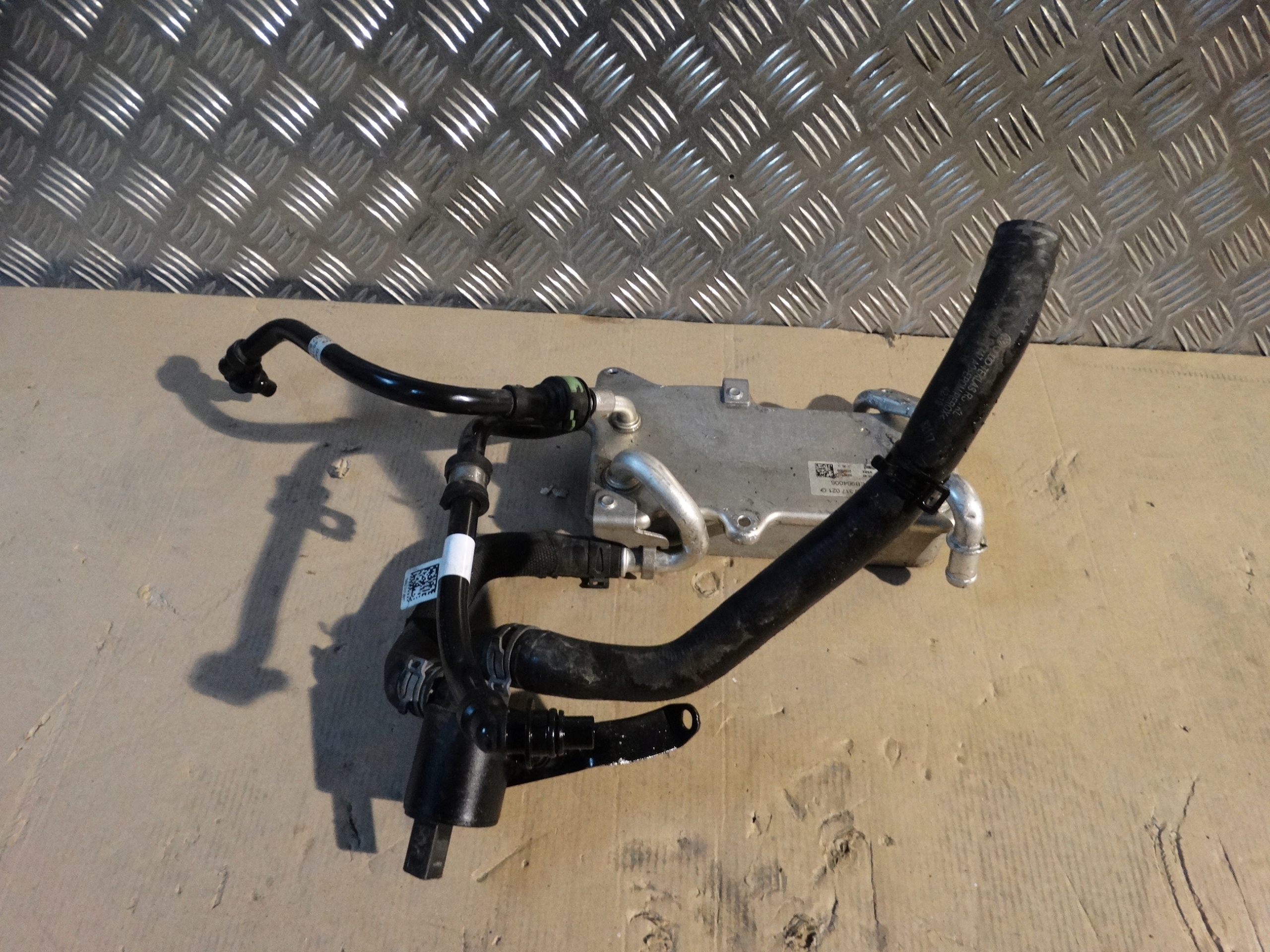 Motor Ölkühler Getriebe getriebe AUDI A6 C8 A7 Q7 1