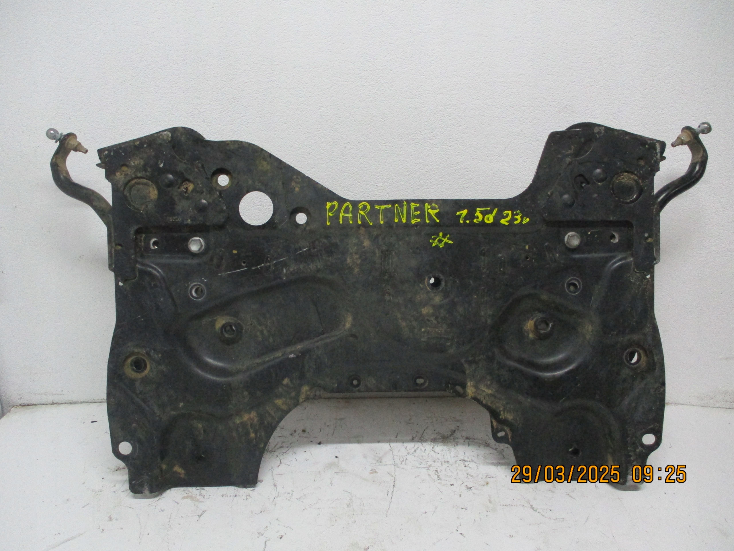 axle beam subframe axle beam PEUGEOT PARTNER IV 1,5D