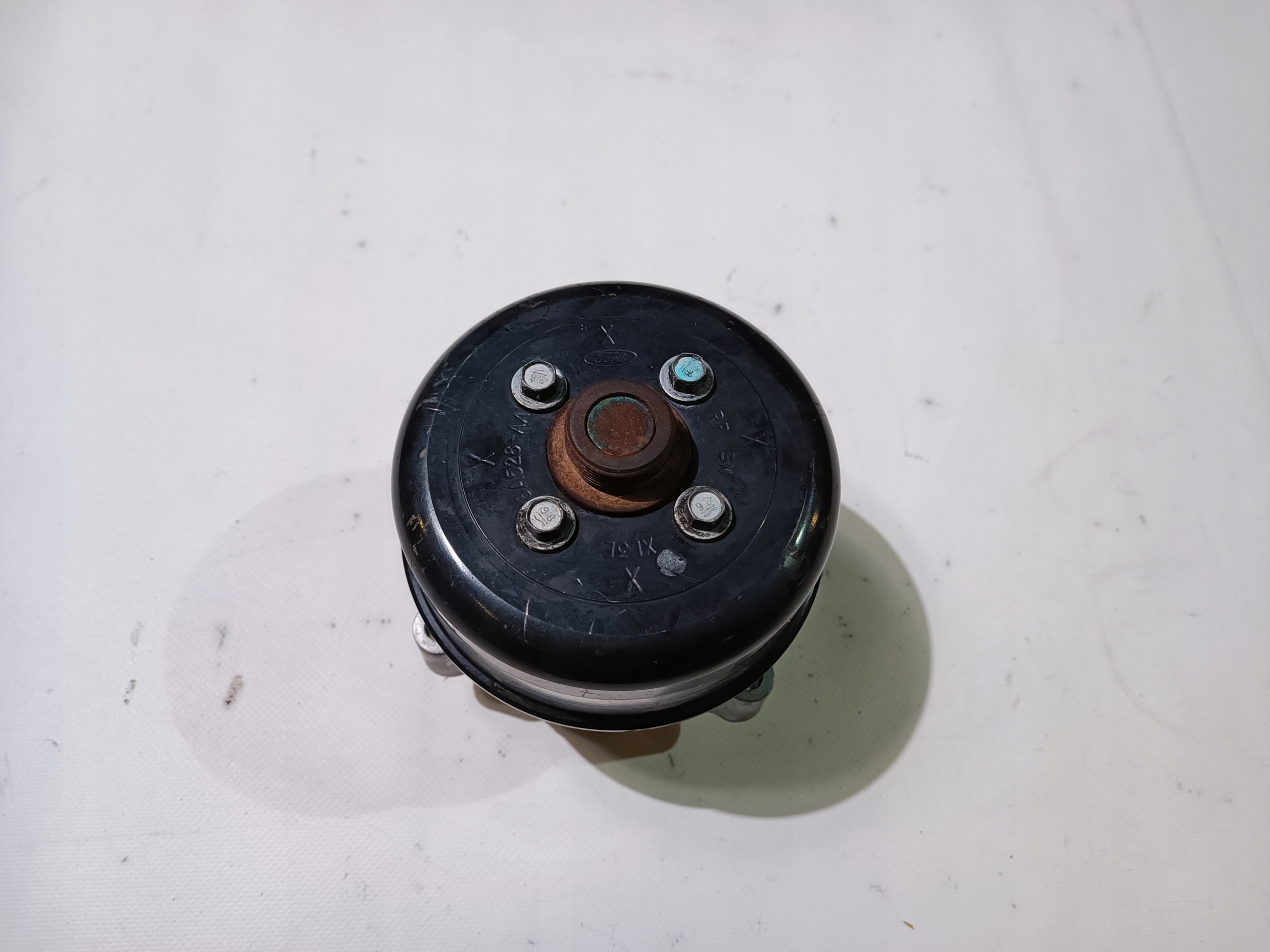 water pump Ford Mustang GT 4.6 2005-2010