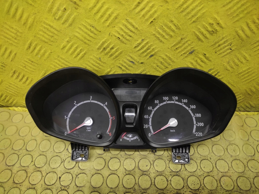 FORD FIESTA MK7 1.4 TDCI dials 8A6T10849CN
