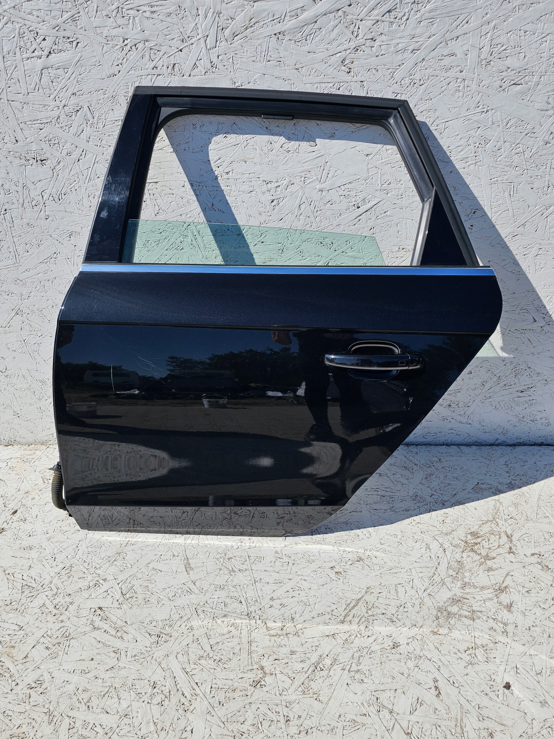 A4 8K LIFT DRZWI LEWY TYŁ LZ9Y