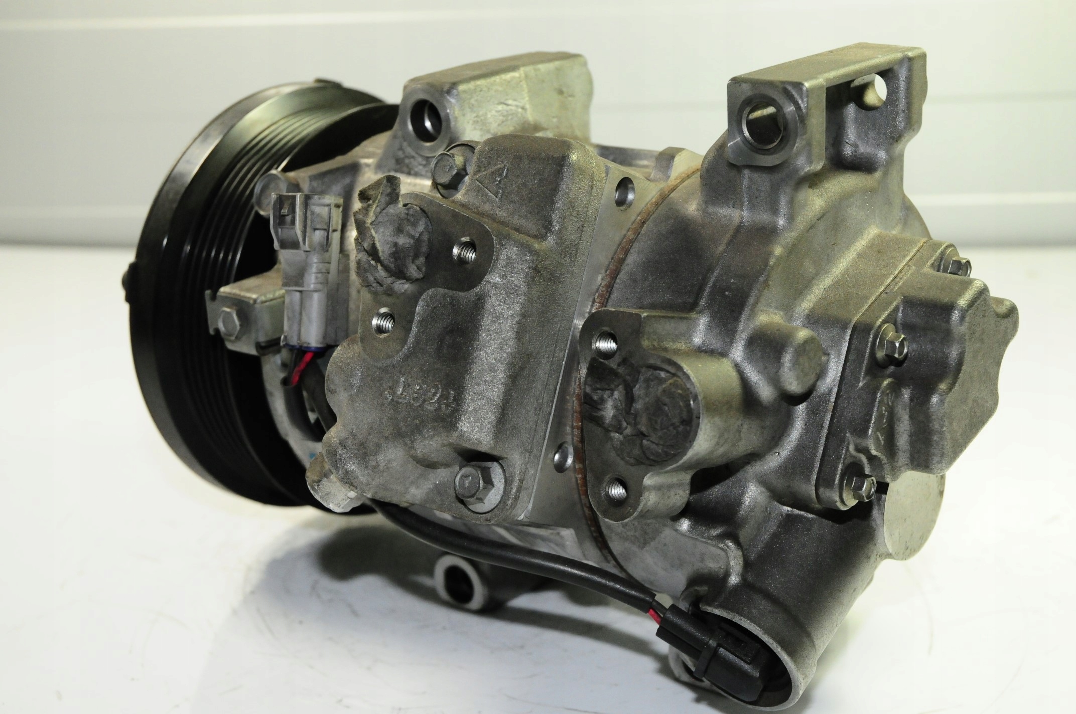 SPRĘŻARKA KLIMATYZACJI TOYOTA AVENSIS RAV-4 2.0B Producent części Denso