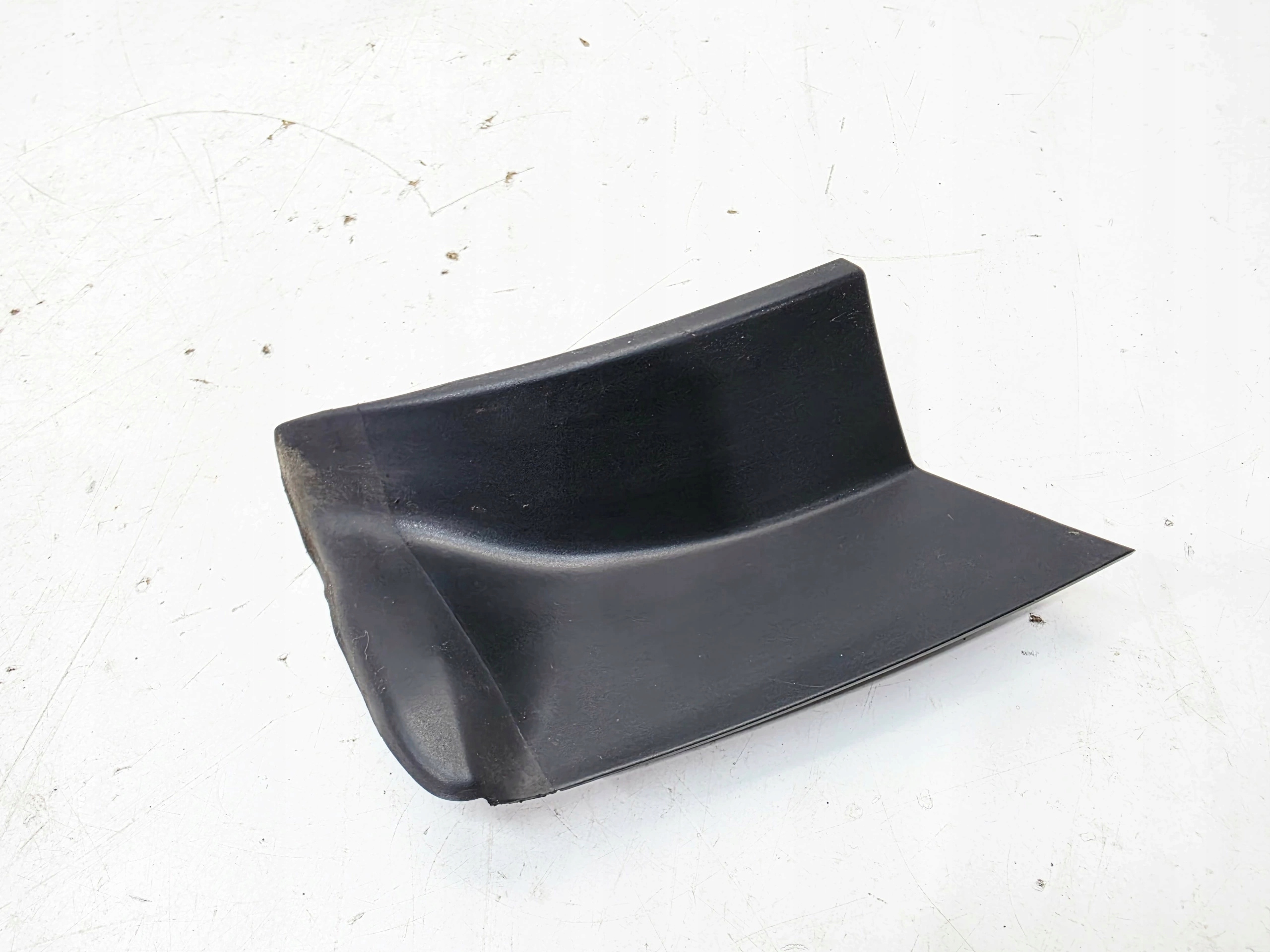 spoiler cover lights left AUDI A6 C7 AVANT 4G9945253