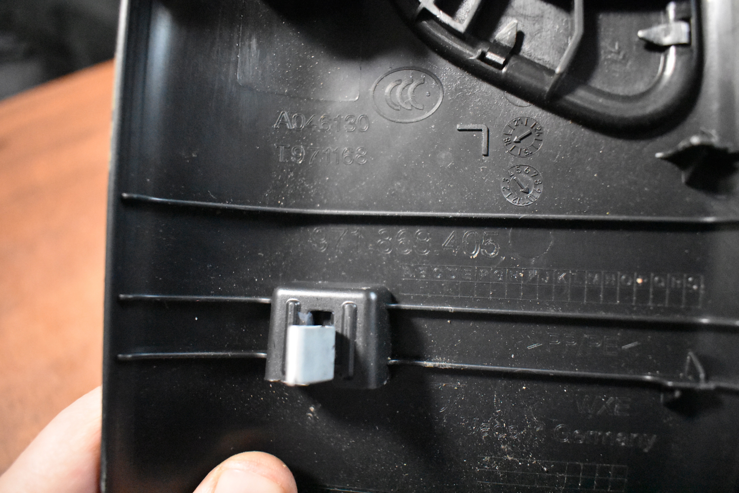 moulding cap threshold rear left PORSCHE PANAMERA 971 1