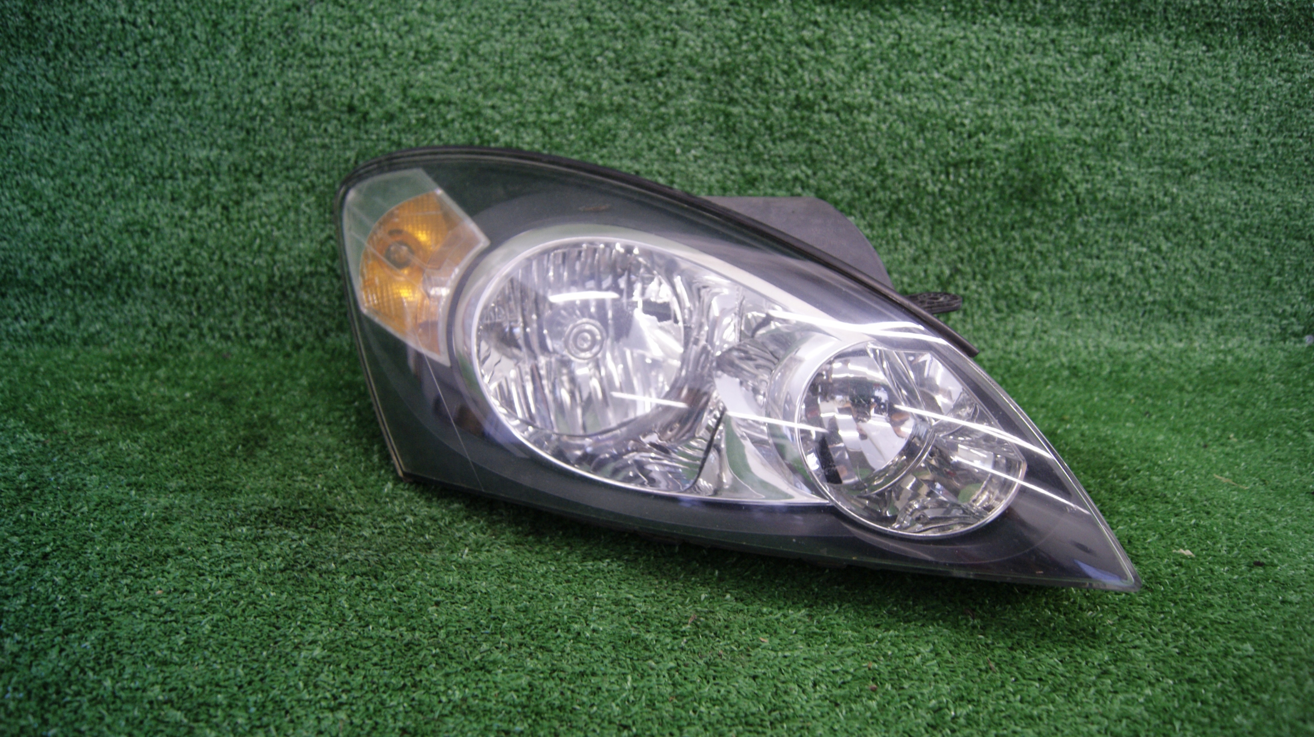 light right front KIA CEED 92102-1H500