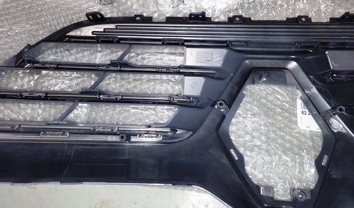 Nowy Oryginalny GRILL Renault TALISMAN 623108140R Strona zabudowy przód