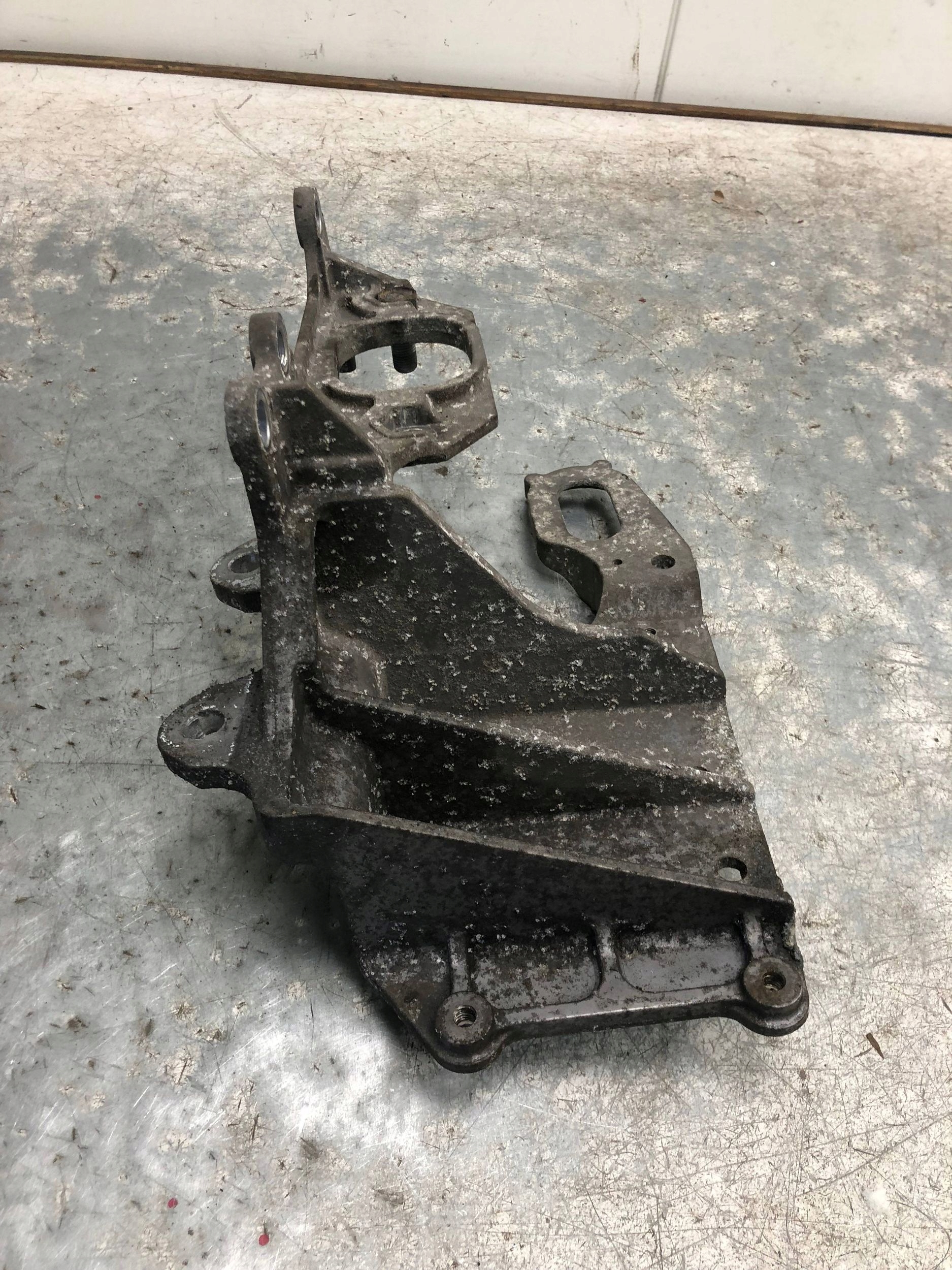 support NISSAN QASHQAI +2 J10