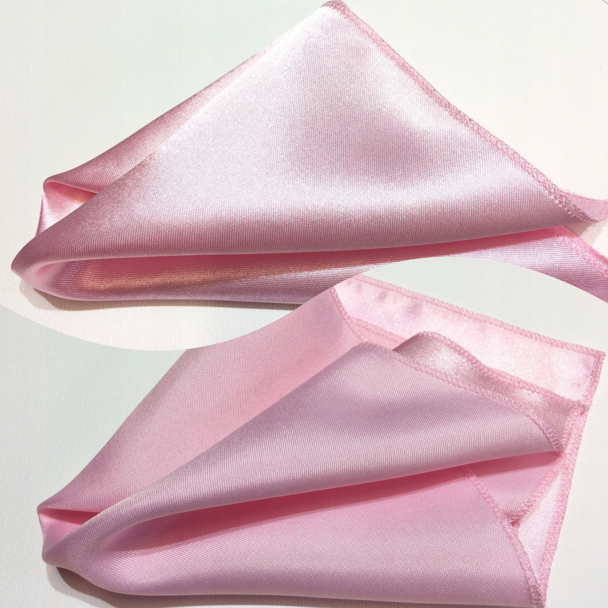 RÓŻOWA PUDROWA POSZETKA CHUSTECZKA WYPUSTKA