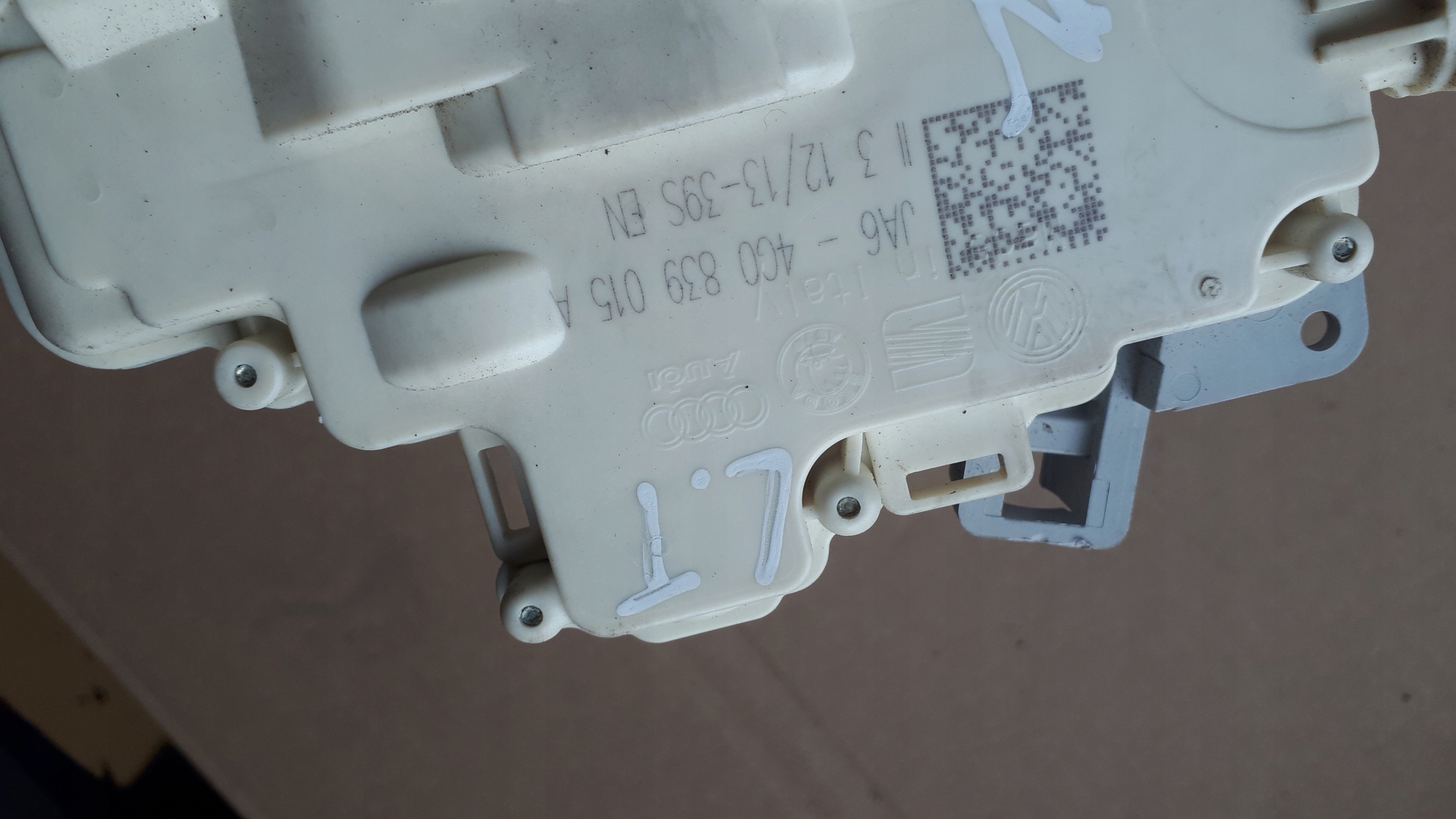 A6 C7 4G lock door left rear part 9 PIN 4G0839015A A7