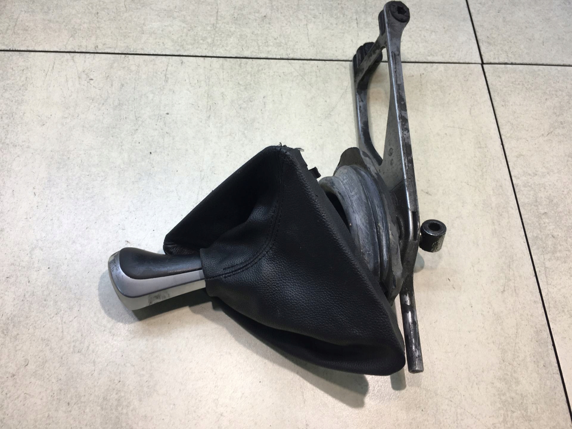 Schalthebel Schalt getriebe BMW 1 E87 7566100
