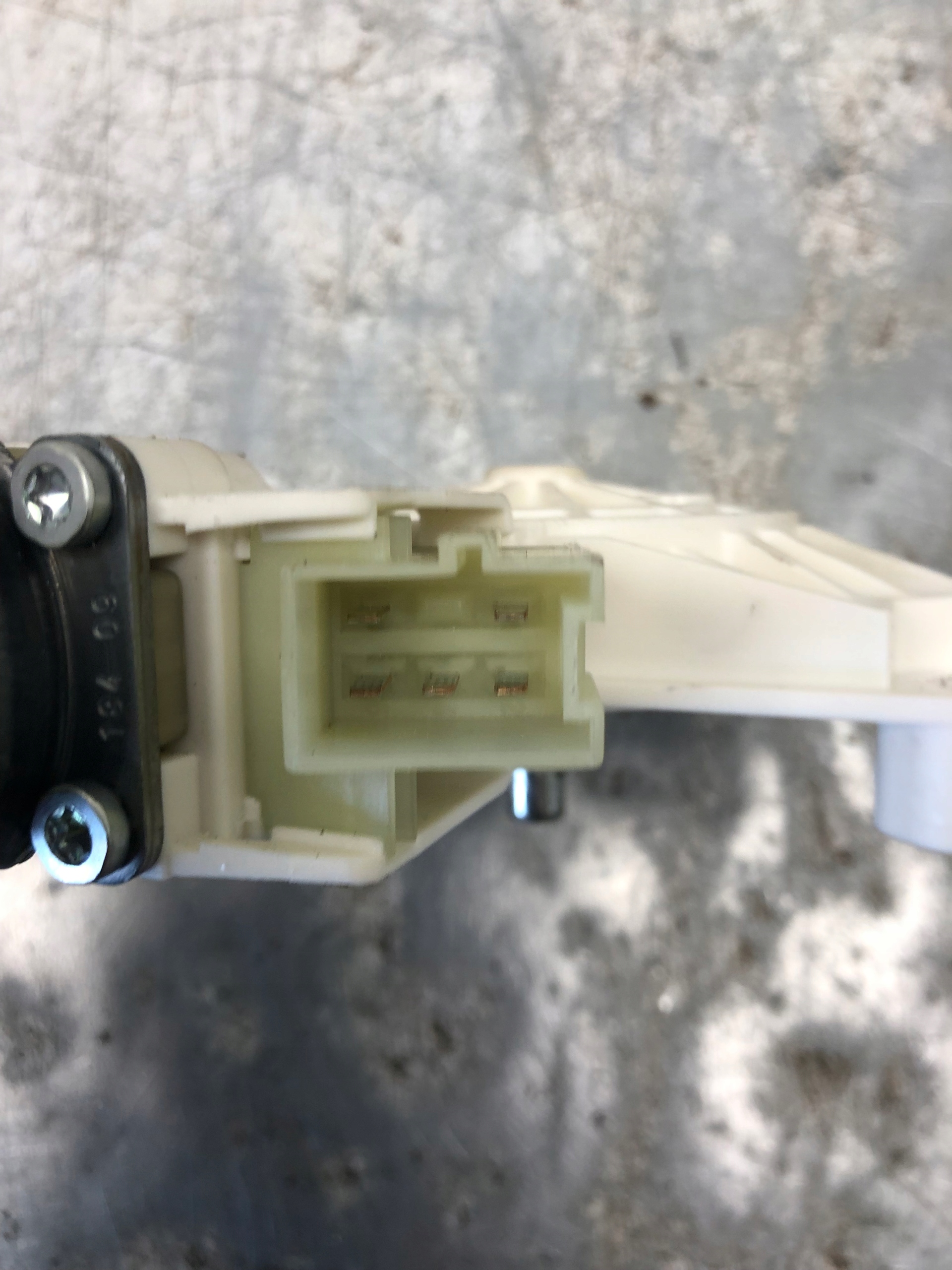 mini motor windows left front MERCEDES W204 A2048200142