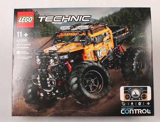 Stavebnice Lego Technic terénní vozidlo 42099 (((( promáčklá krabice ))))