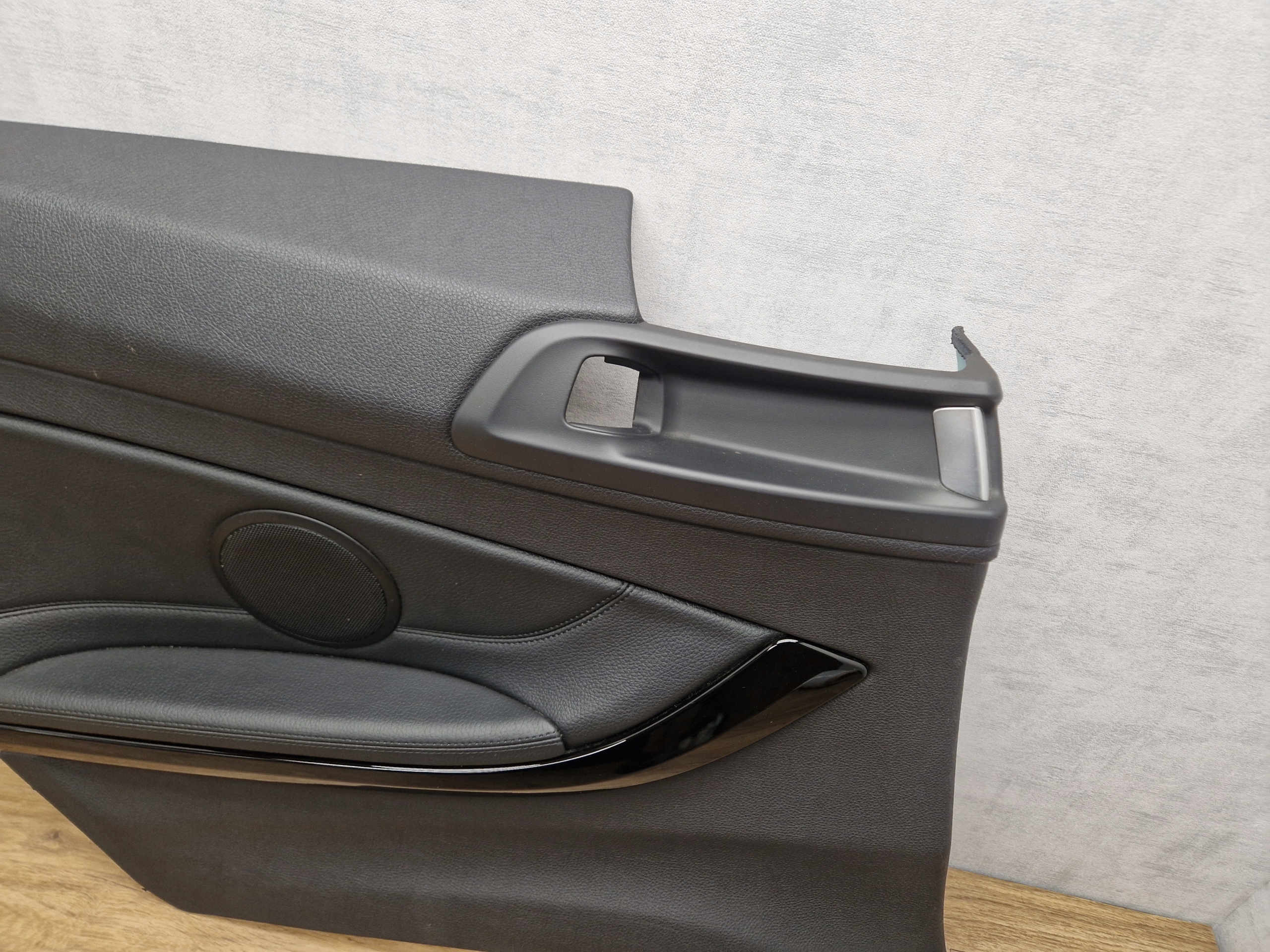 BMW F32 left side rear upholstery rear part PANEL black leather DAKOTA