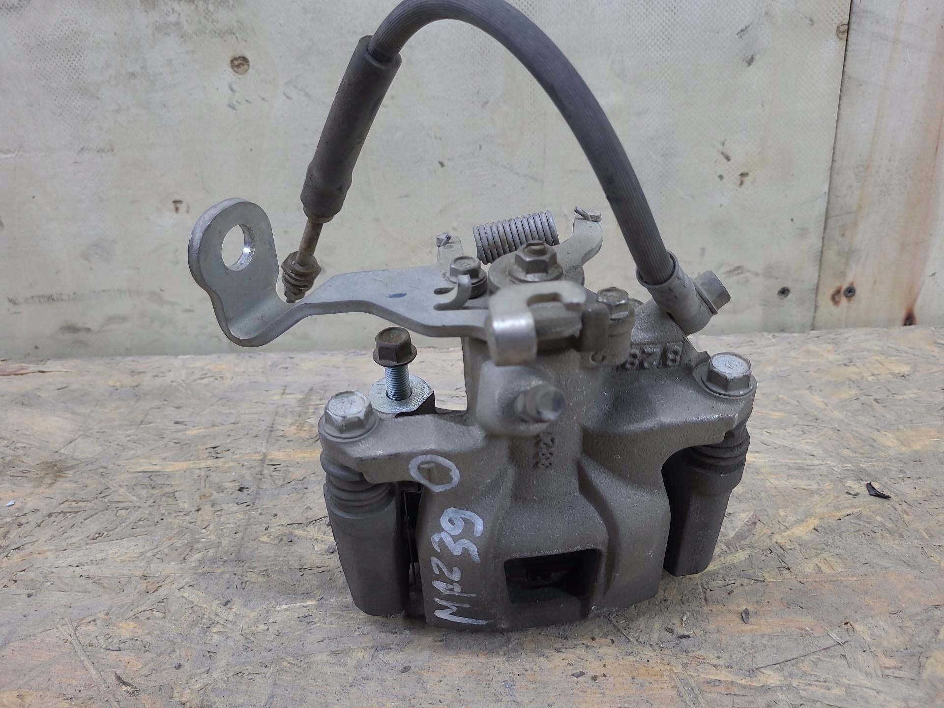 caliper brake rear part left side Mazda 6 3 2014