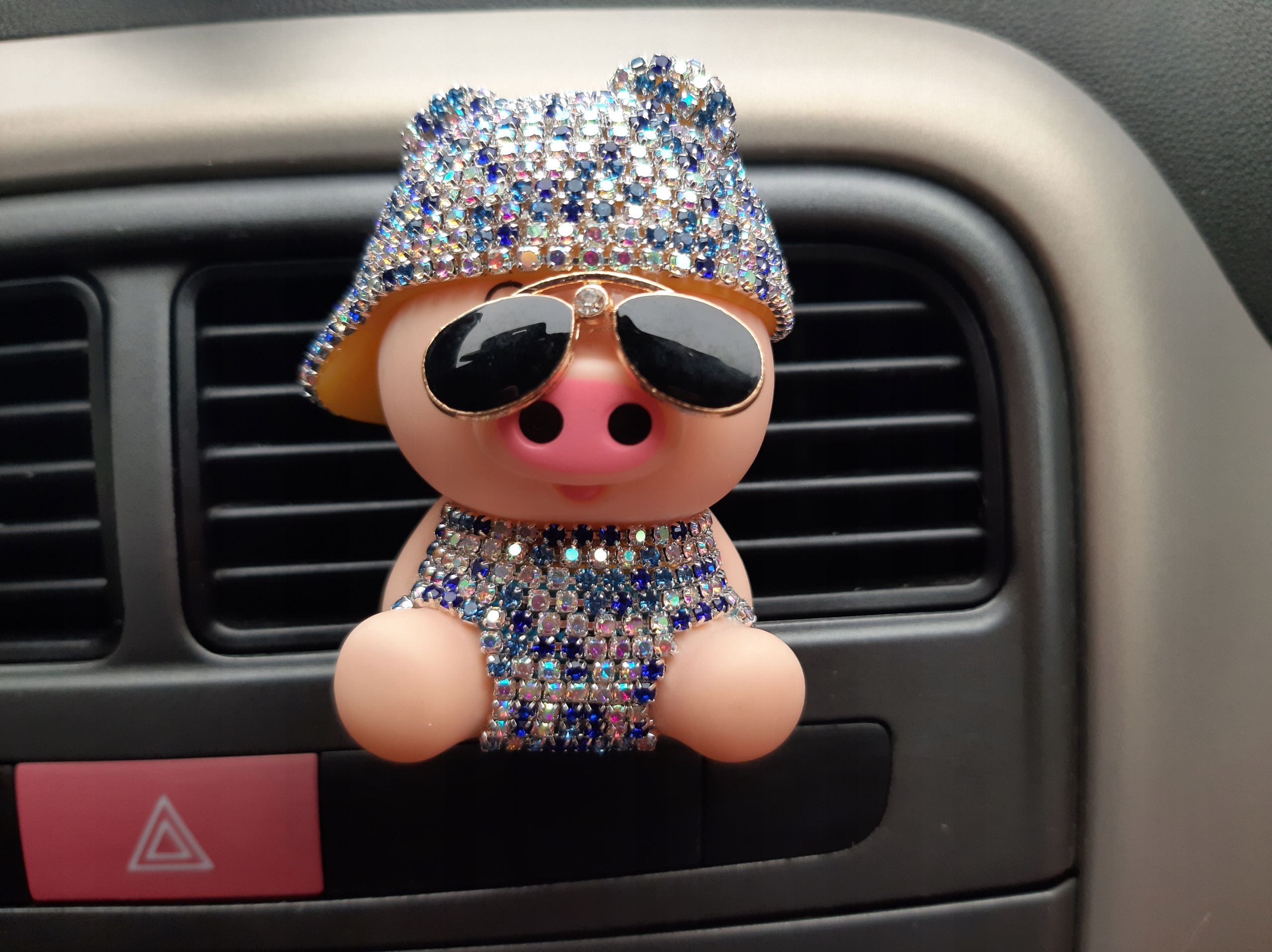 Zapach Perfumy Dekoracja Do Samochodu Auta Świnka Producent Inny