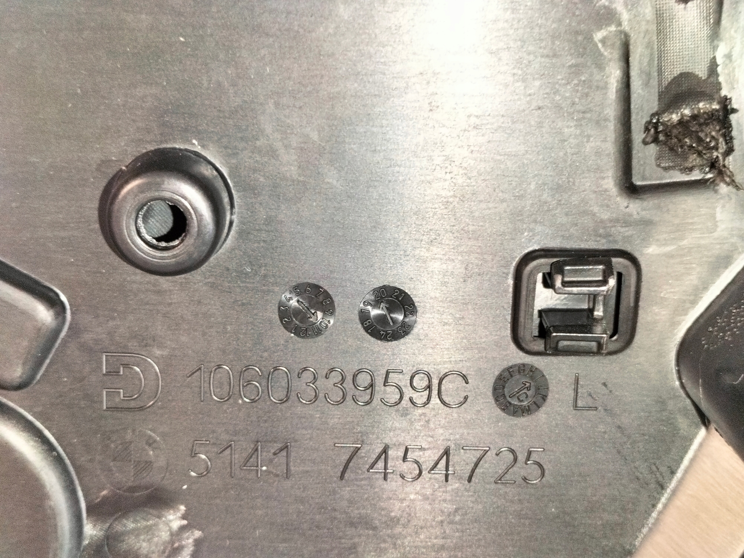 upholstery side door front left BMW X6 G06 F96 19