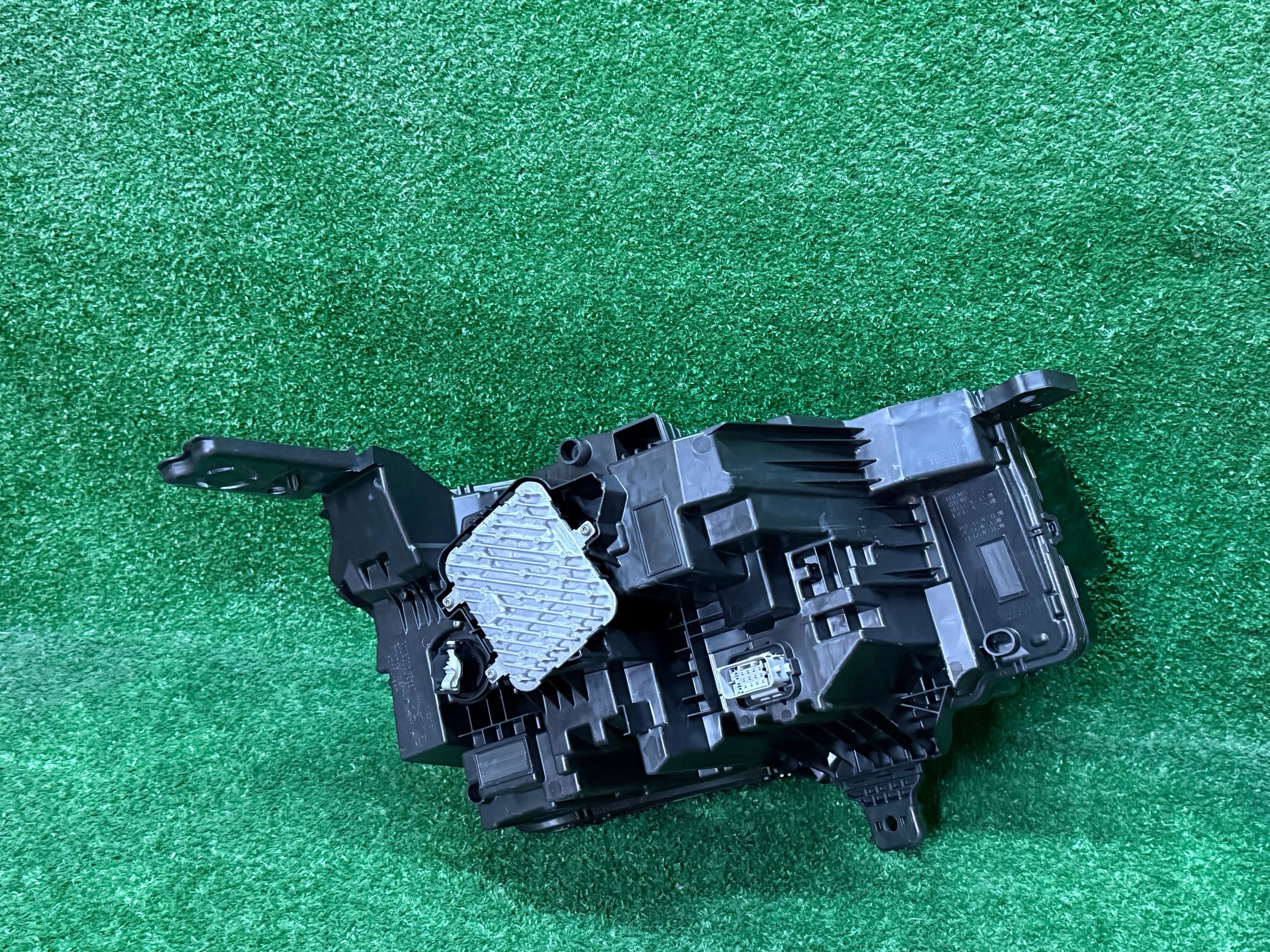 REFLEKTOR left CITROEN C5 e-C5 AIRCROSS II 25- FULL LED lens NR:718