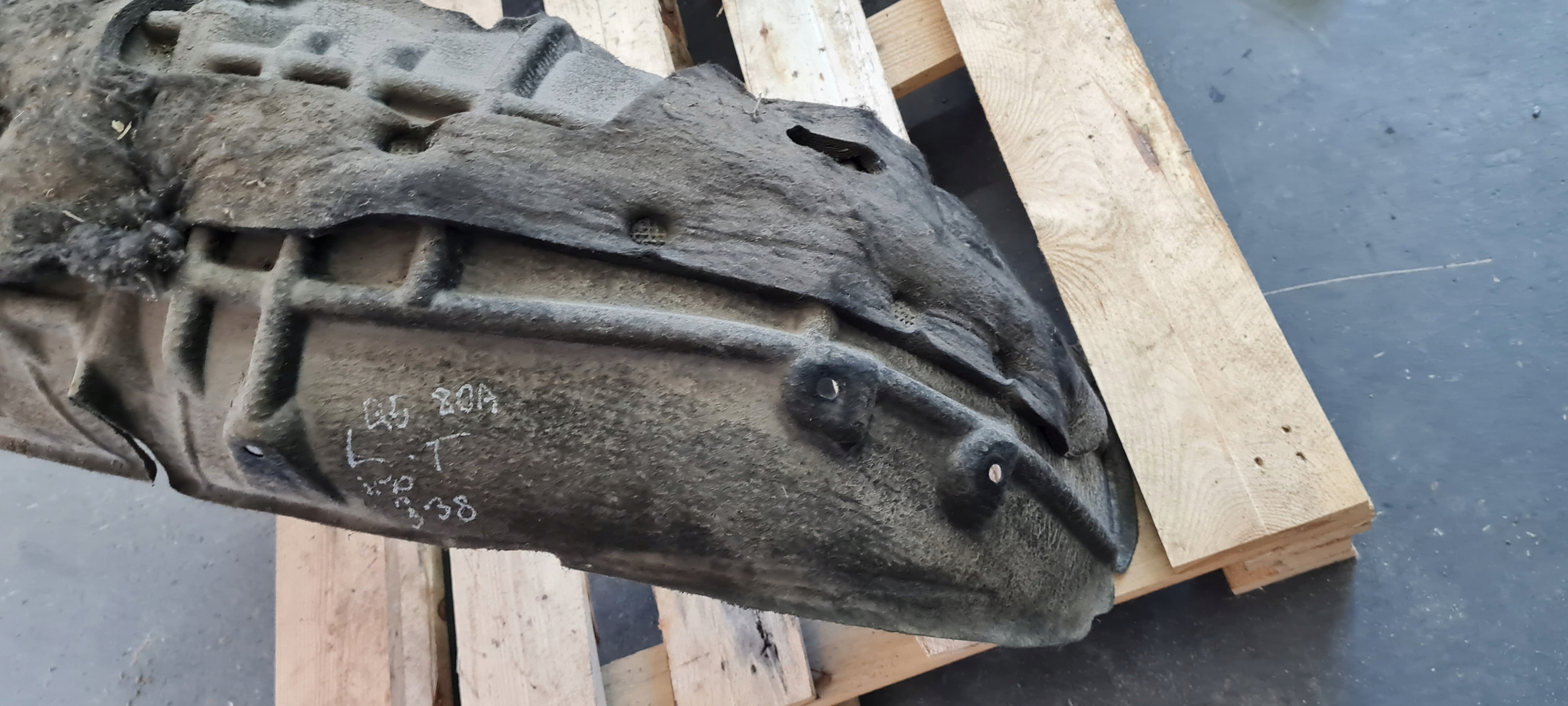 Q5 80A SQ5 mudguard left left rear part rear. 80A810171A
