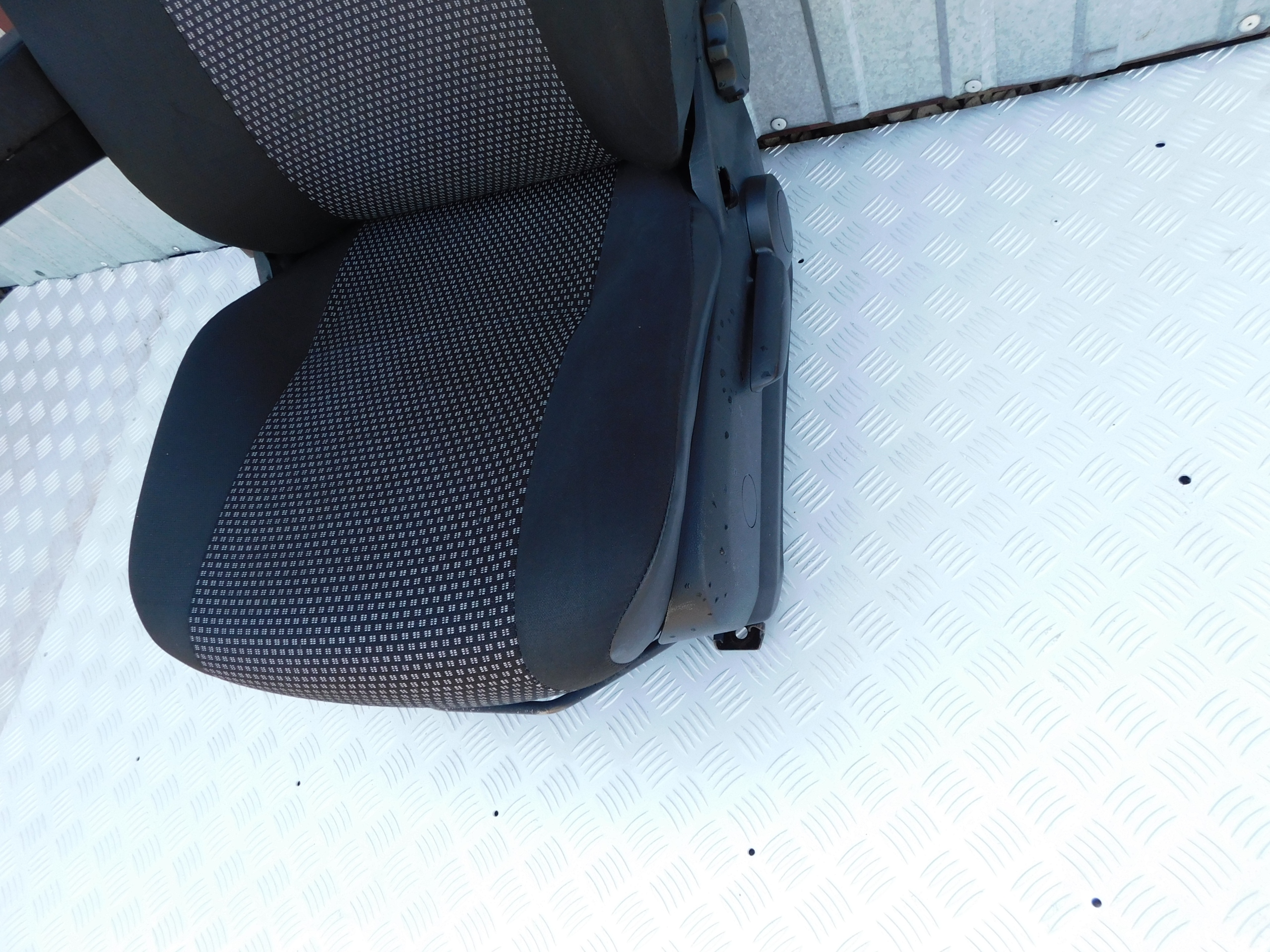 Mercedes Sprinter 906 VW Crafter seat driver´s siedzisko armrest