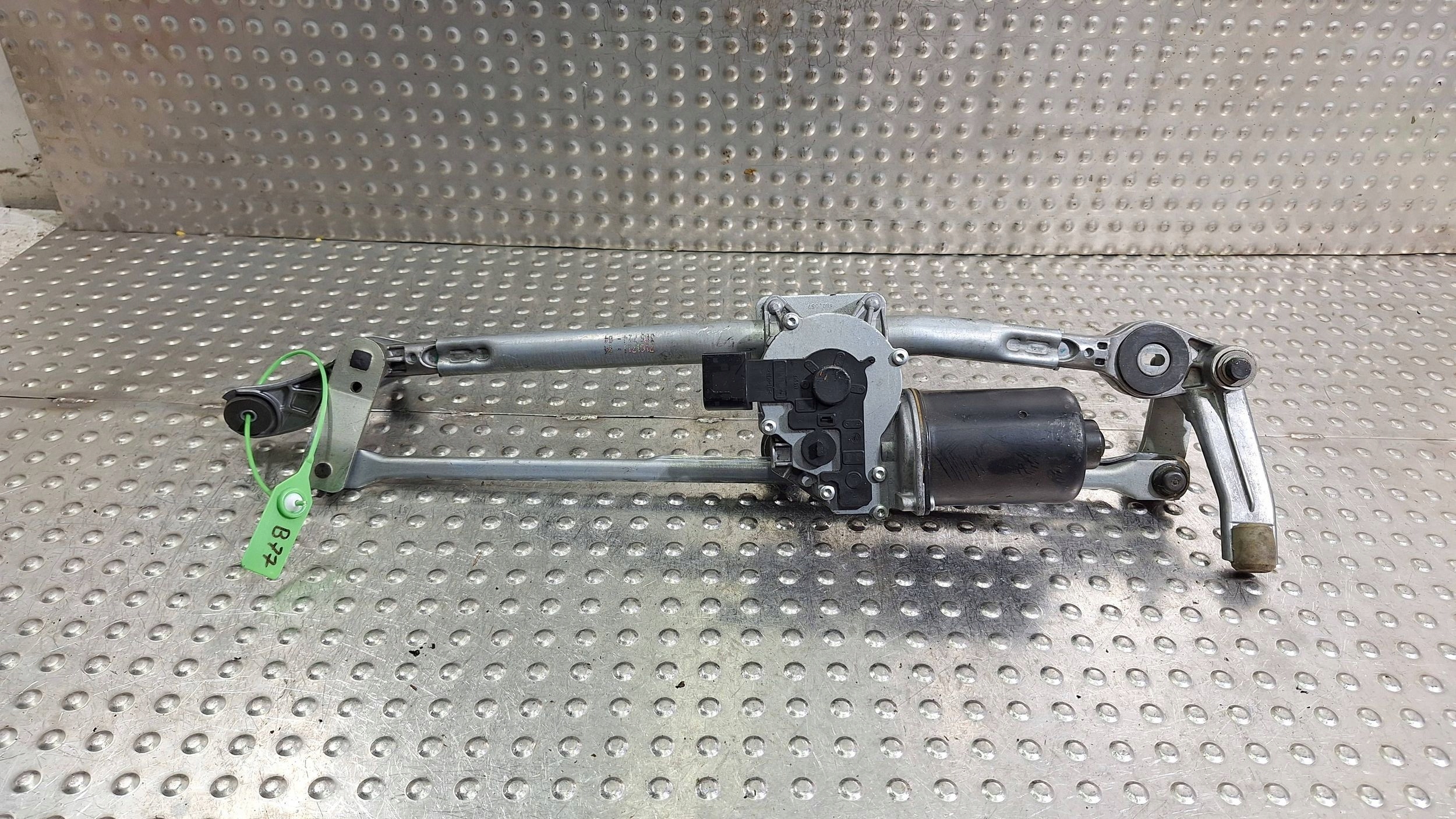 Gestänge Motor Wischer vorne 6978263 BMW 3 E90 E91 E92 E93 EUROPA