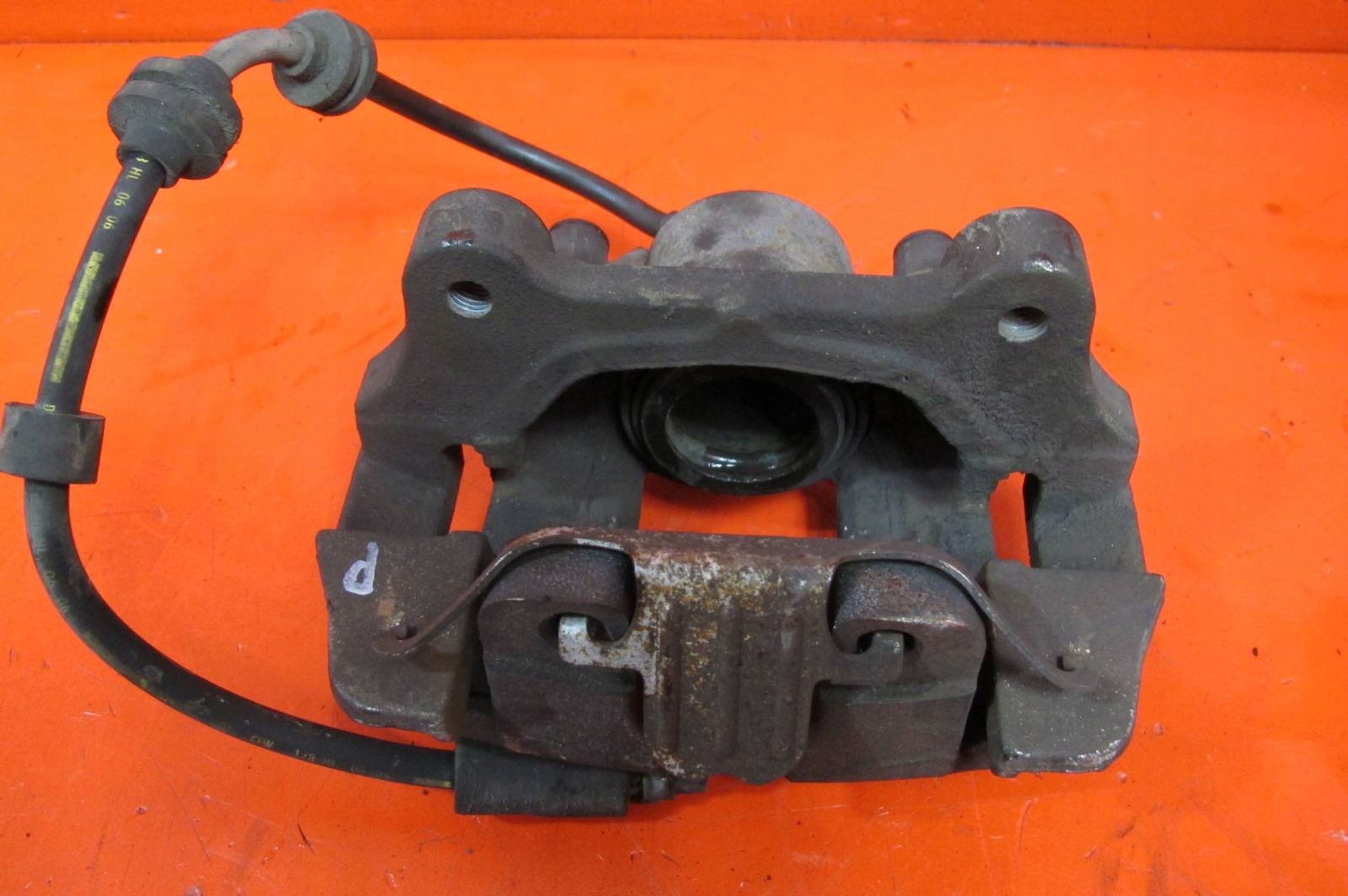 BMW 1 E87 3.0 and N52B30A E81 E89 caliper brake JARZMO right front 54/24