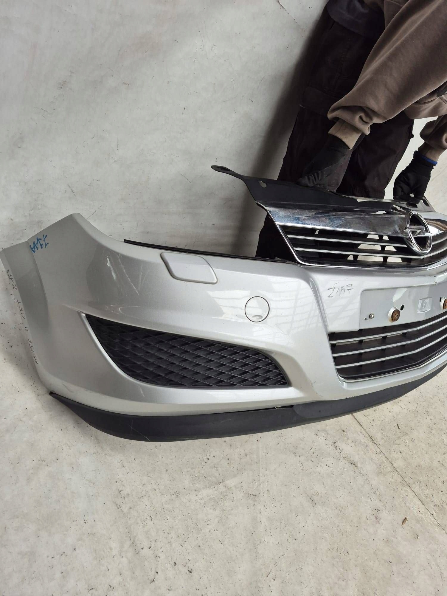 OPEL ASTRA III H LIFT 07-10 bumper front front SPR 13225746