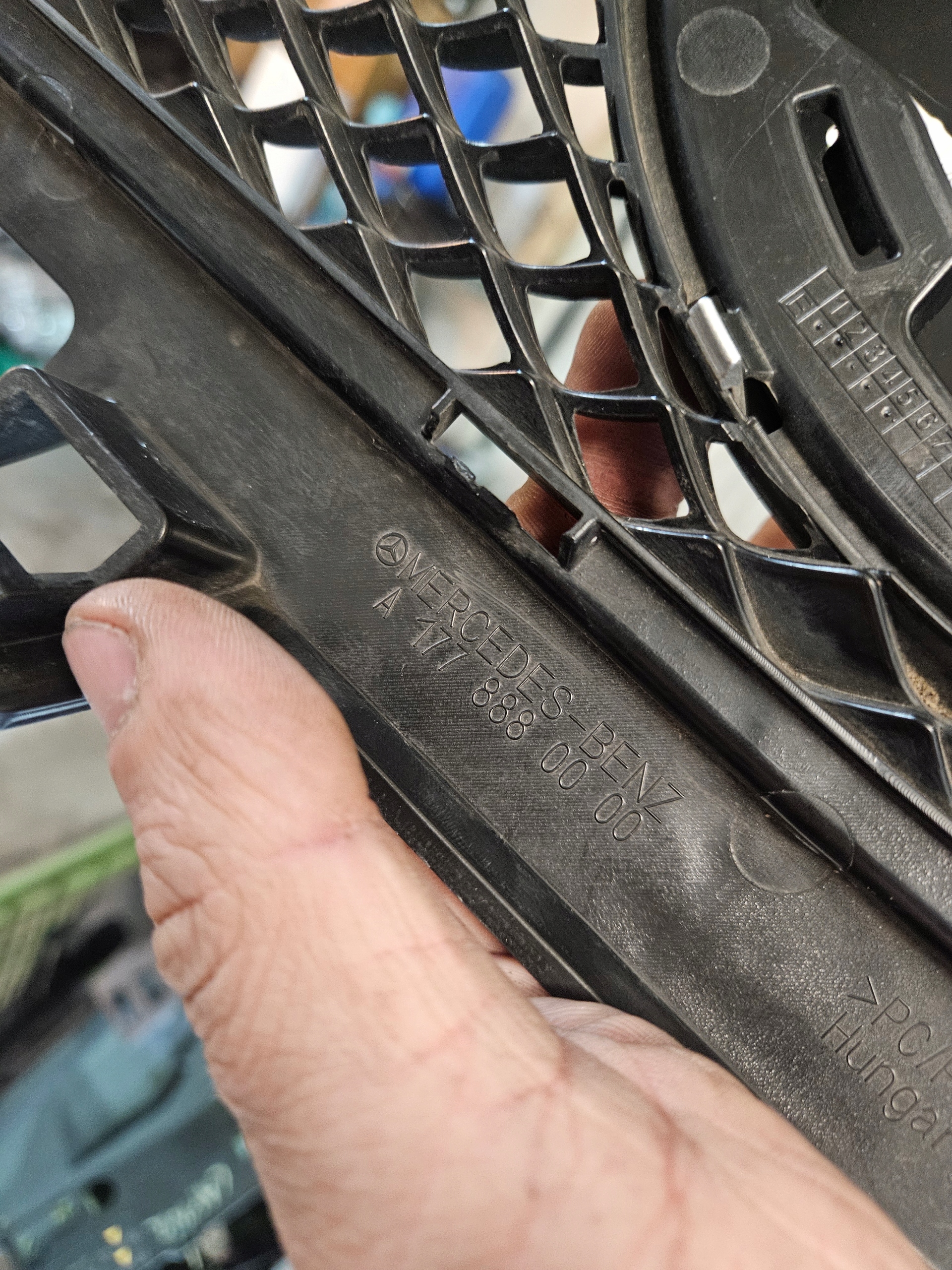 Mercedes-Benz A-Klasse W177 Kühlergrill FRONTGRILL Kühlergitter A1778880000 - Thumbnail 6