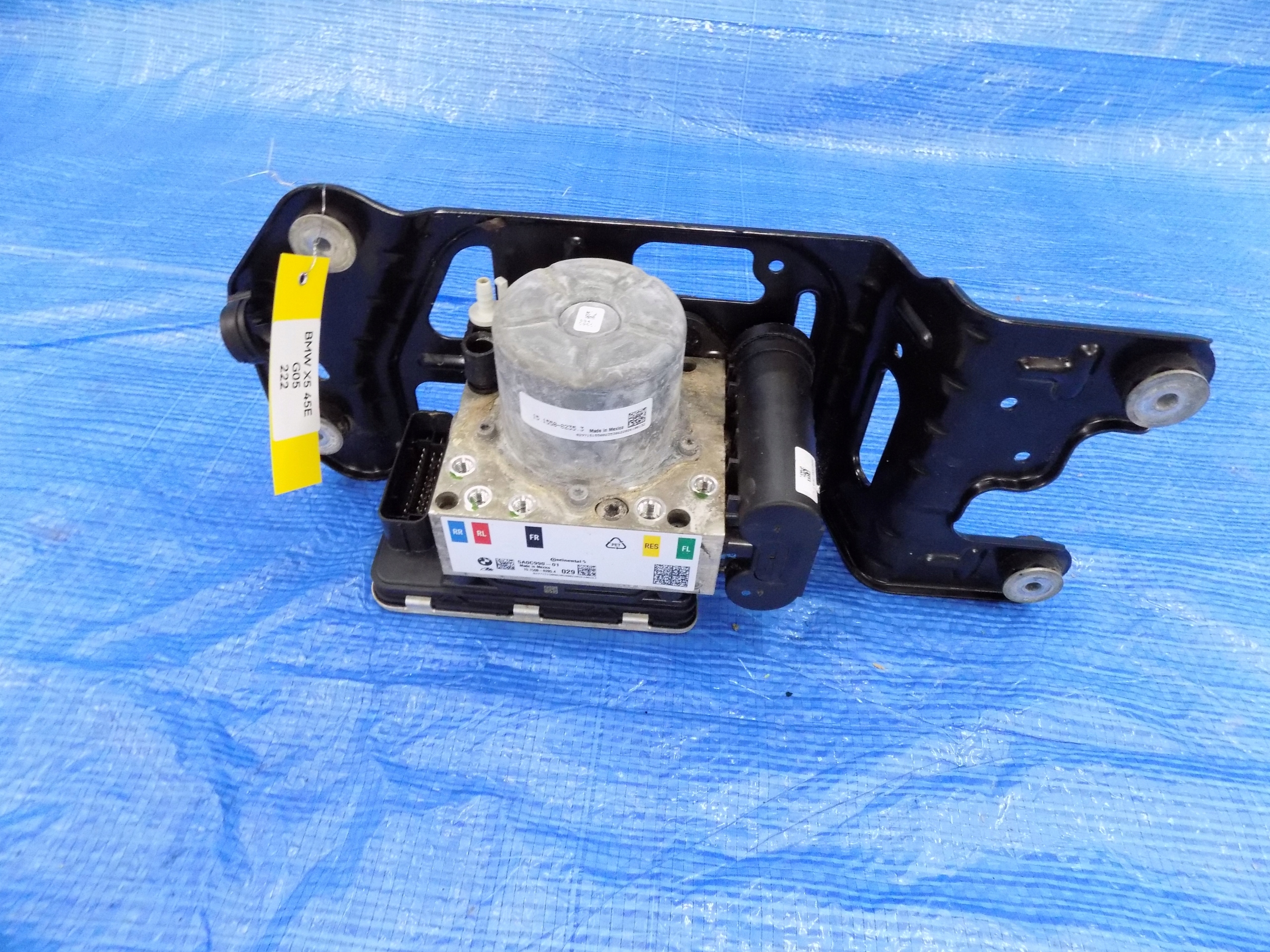 pump springing BMW X5 G05 20R 3,0 HYBRYDA 5A0C990