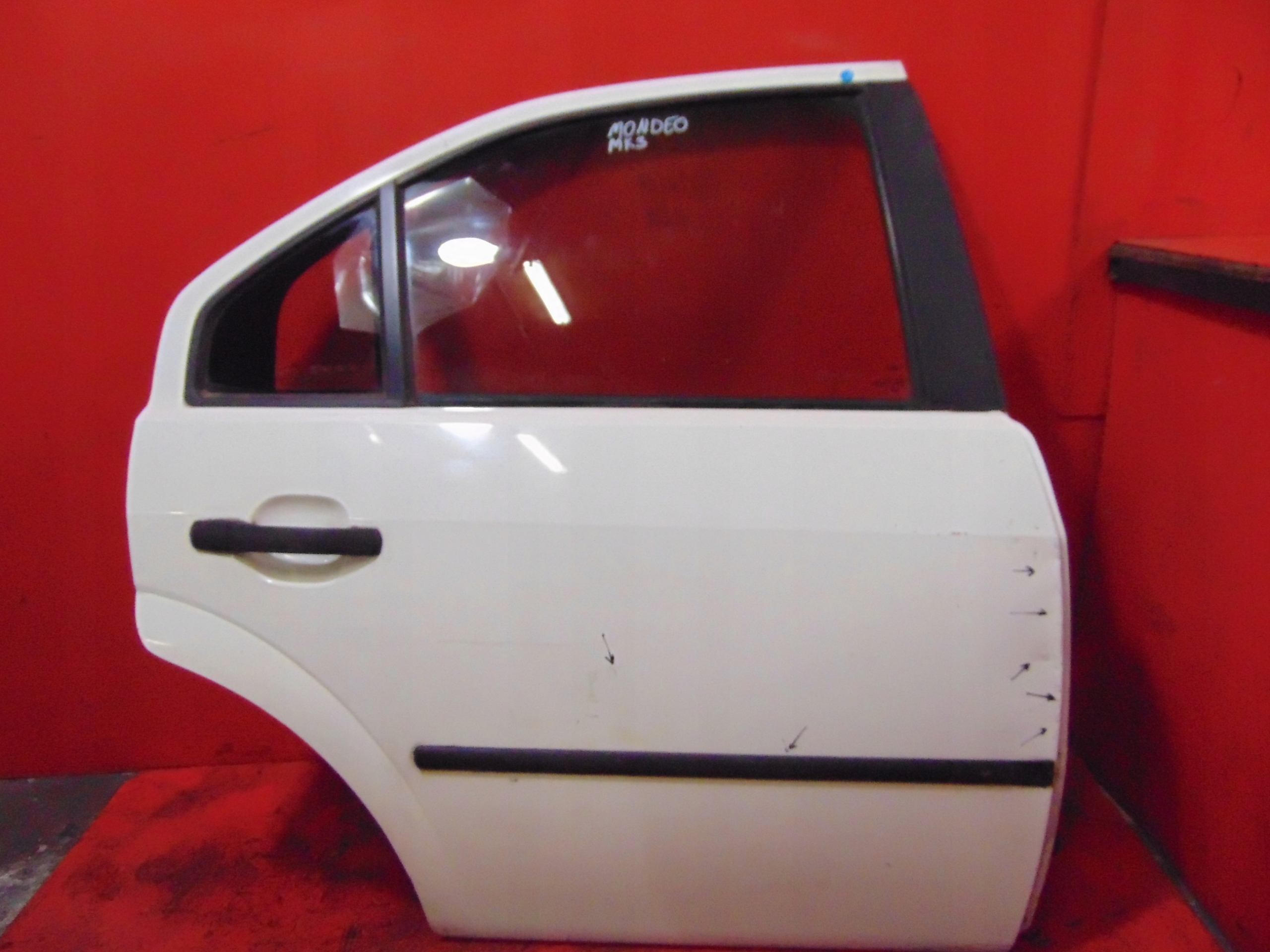 FORD MONDEO MK3 HB TÜR RECHTS HECK HINTEN